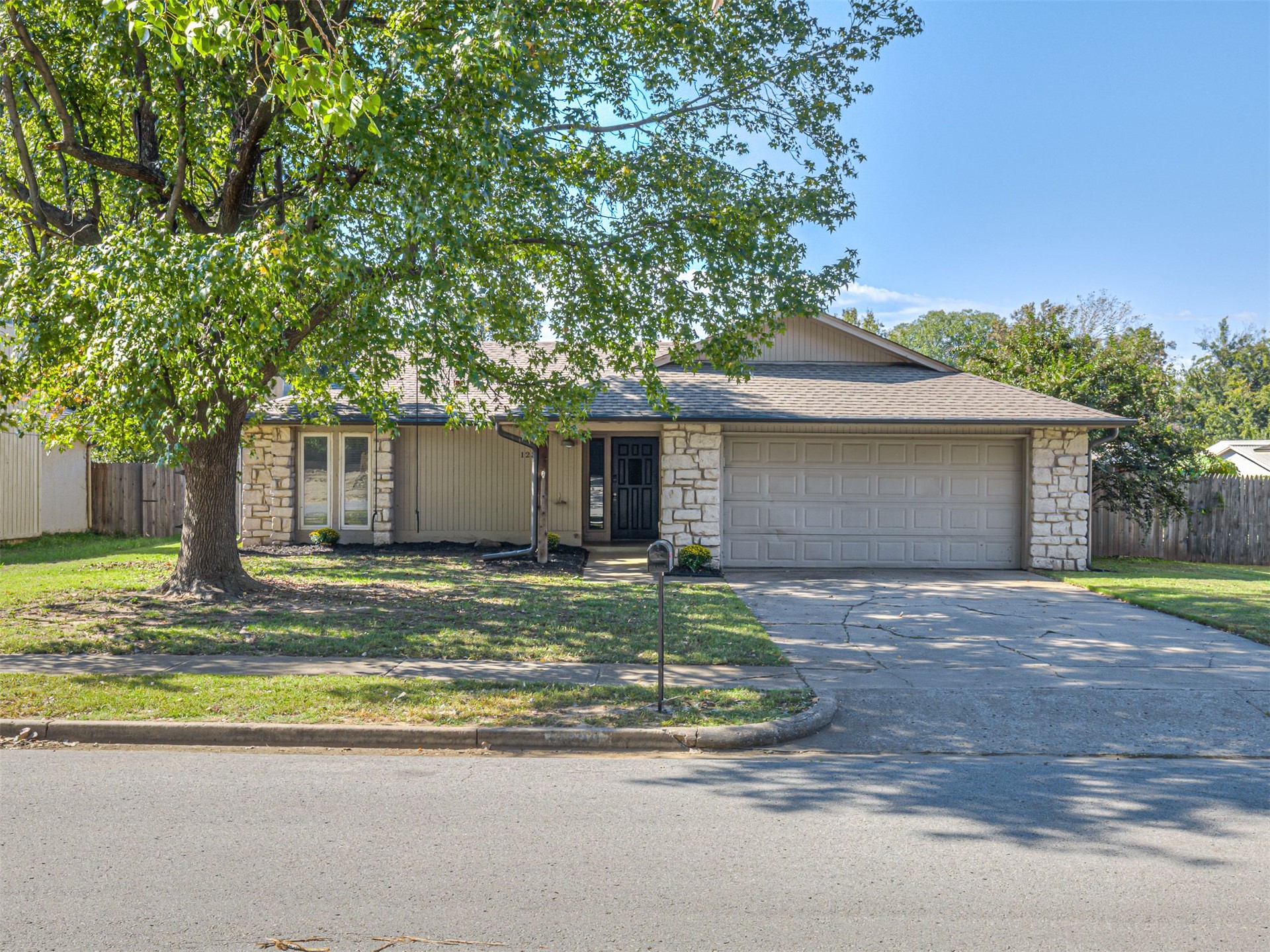 1230 N Ironwood Place Broken Arrow OK 74012
