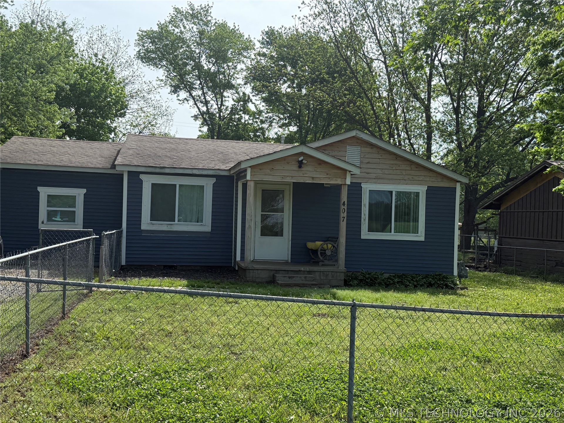 407 2nd Avenue Warner OK 74469