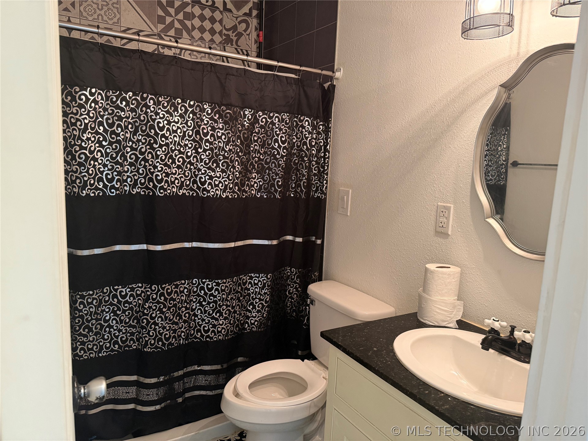 407 2nd Avenue Warner OK 74469