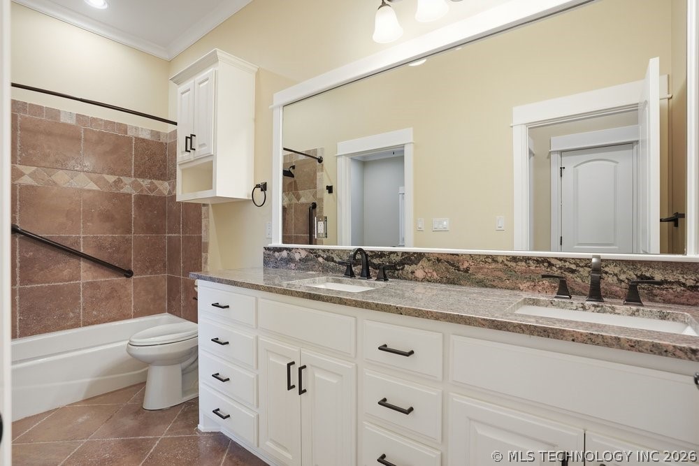 8402 S Nogales Avenue W Tulsa OK 74132