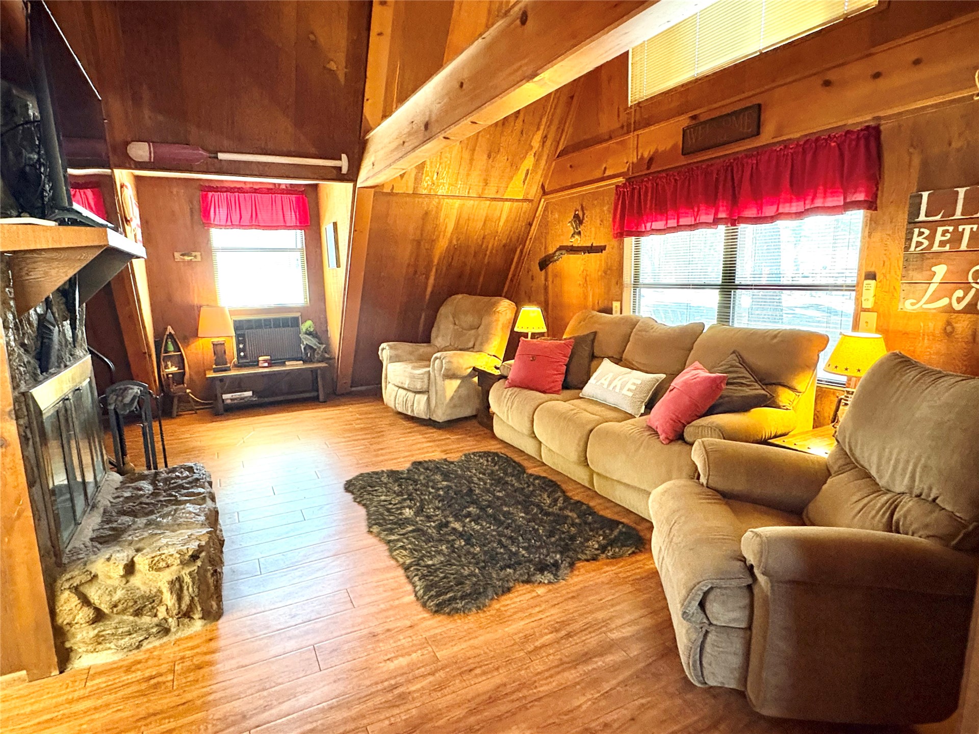 979 County Line Road Eufaula OK 74432
