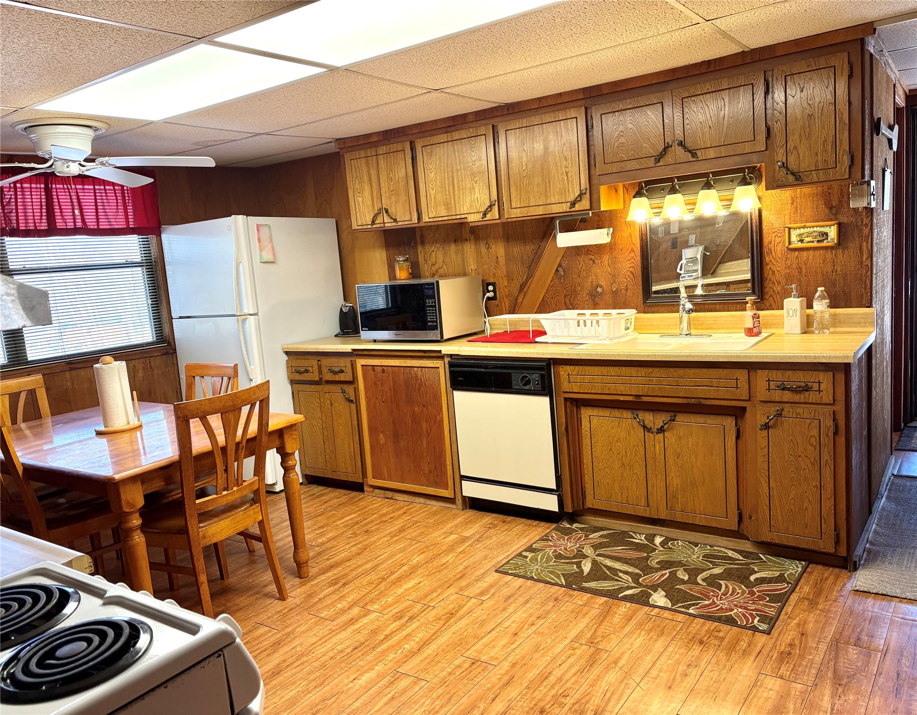 979 County Line Road Eufaula OK 74432