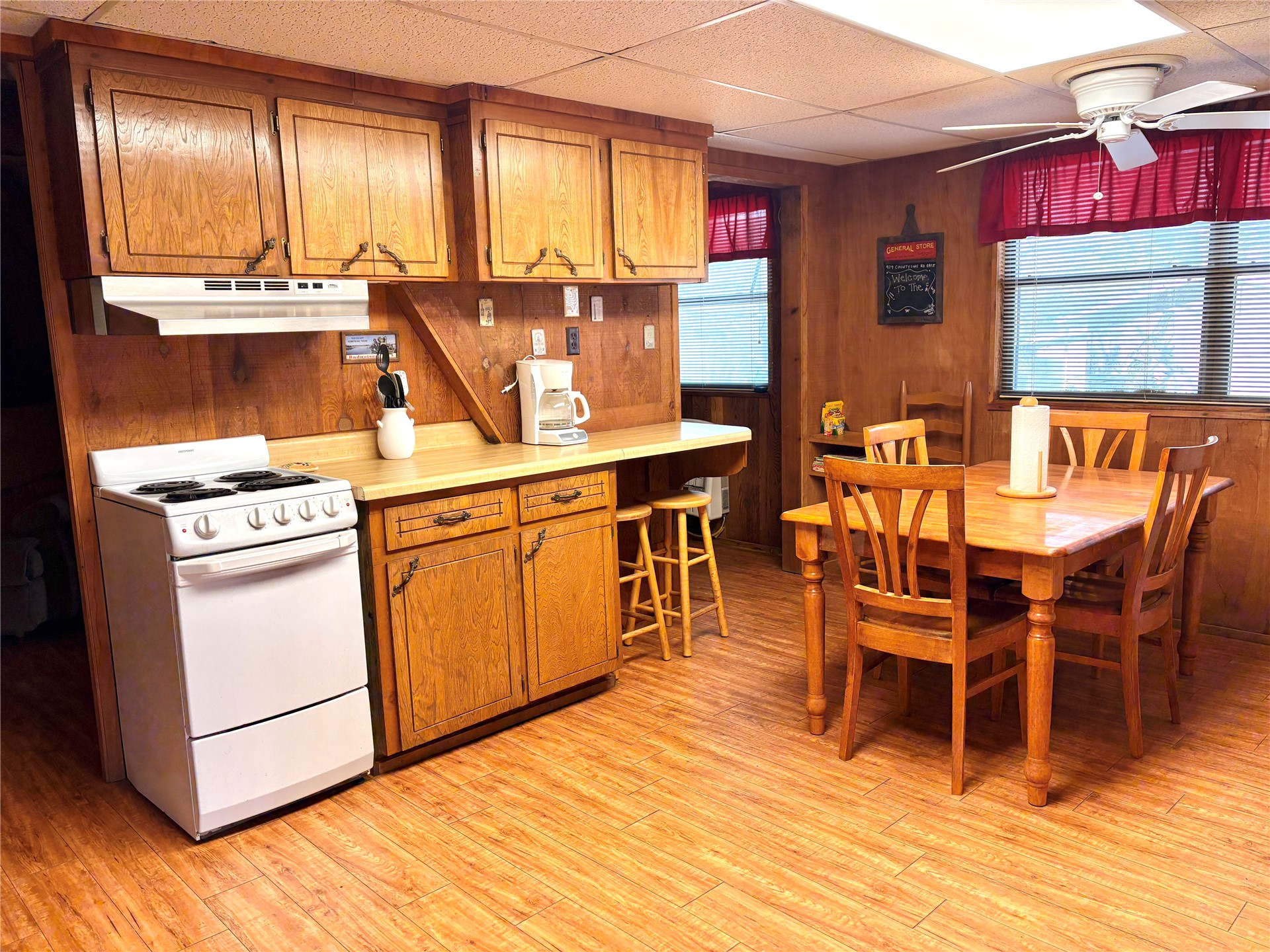979 County Line Road Eufaula OK 74432
