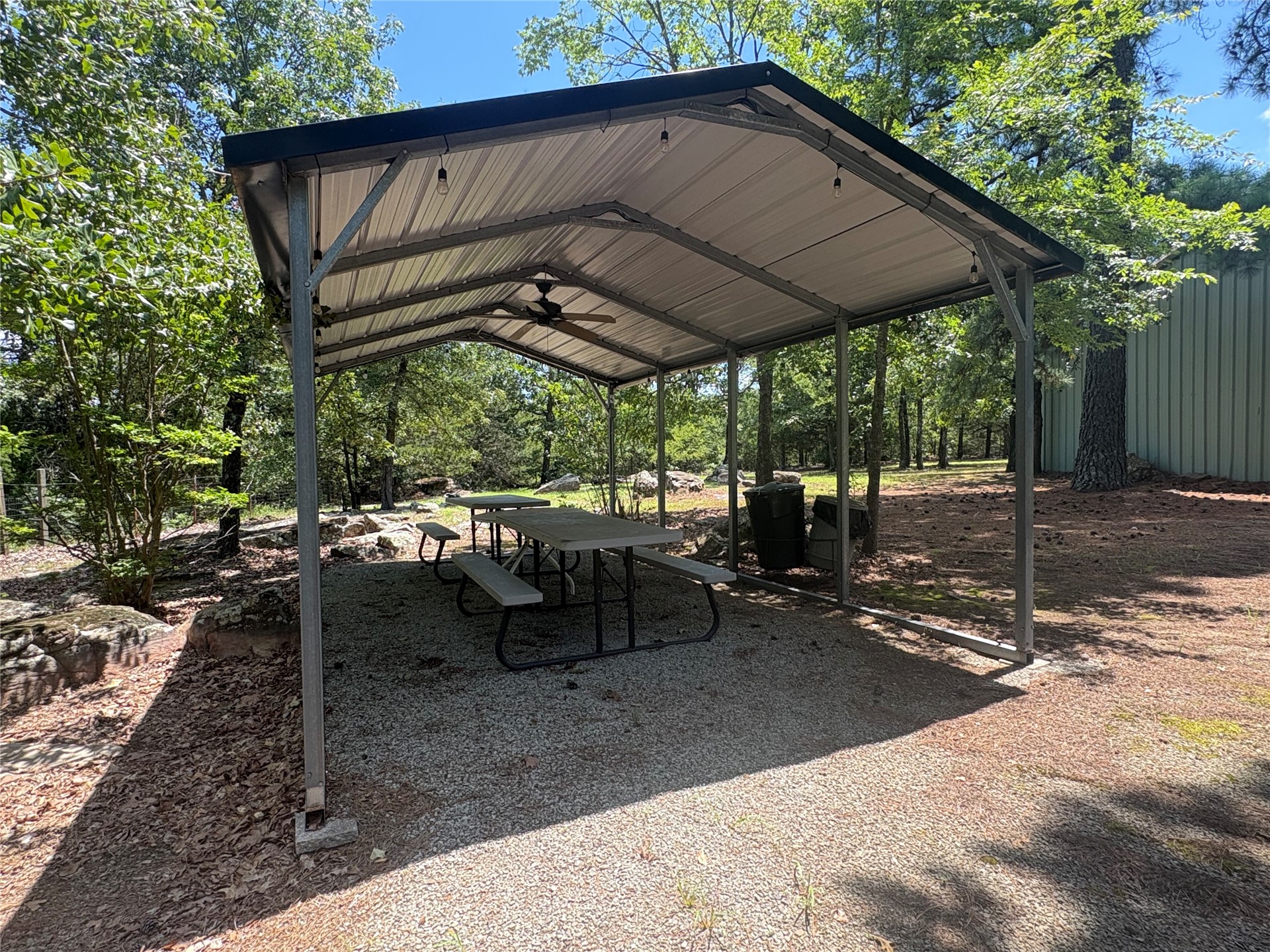 979 County Line Road Eufaula OK 74432