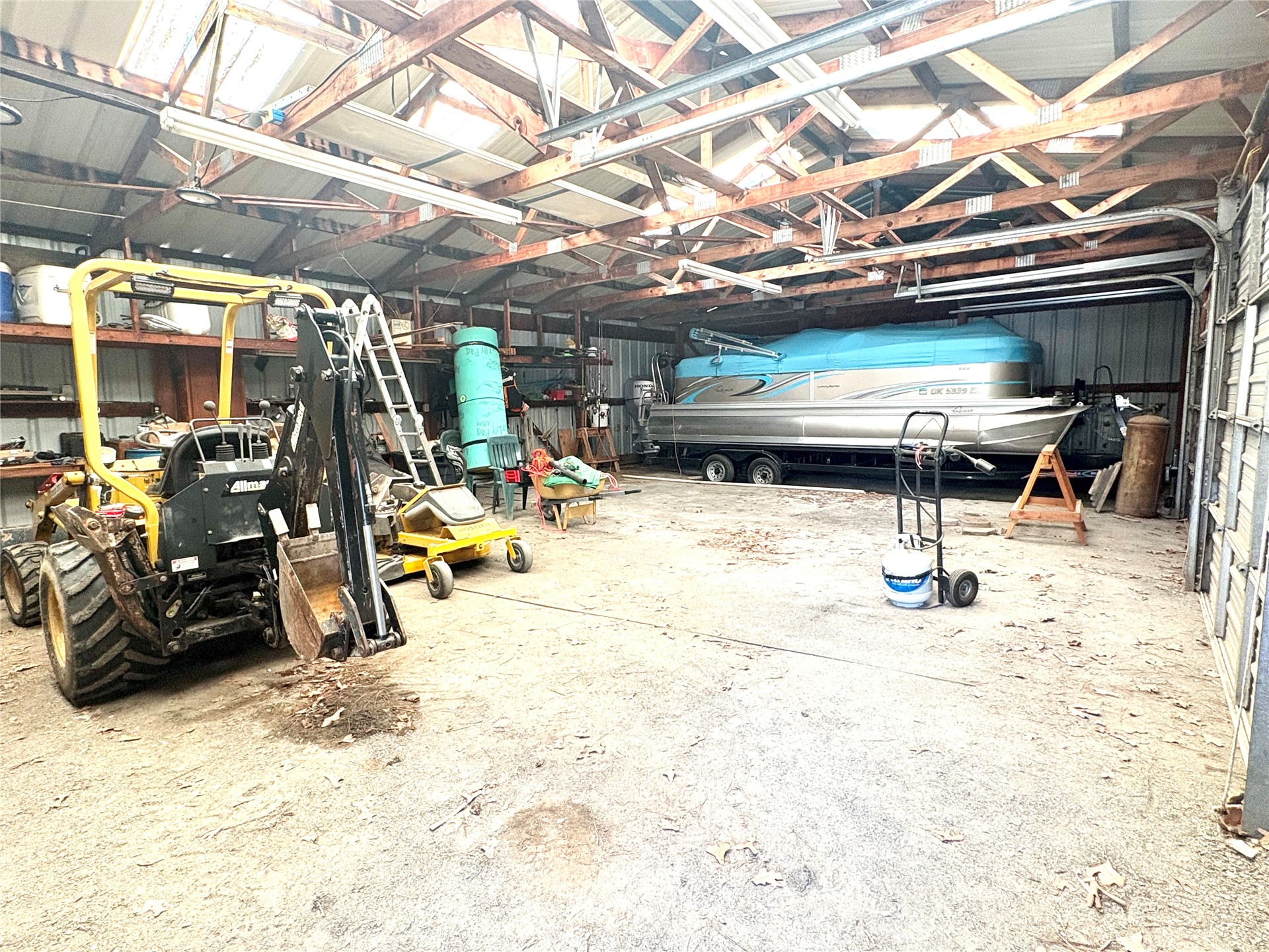 979 County Line Road Eufaula OK 74432