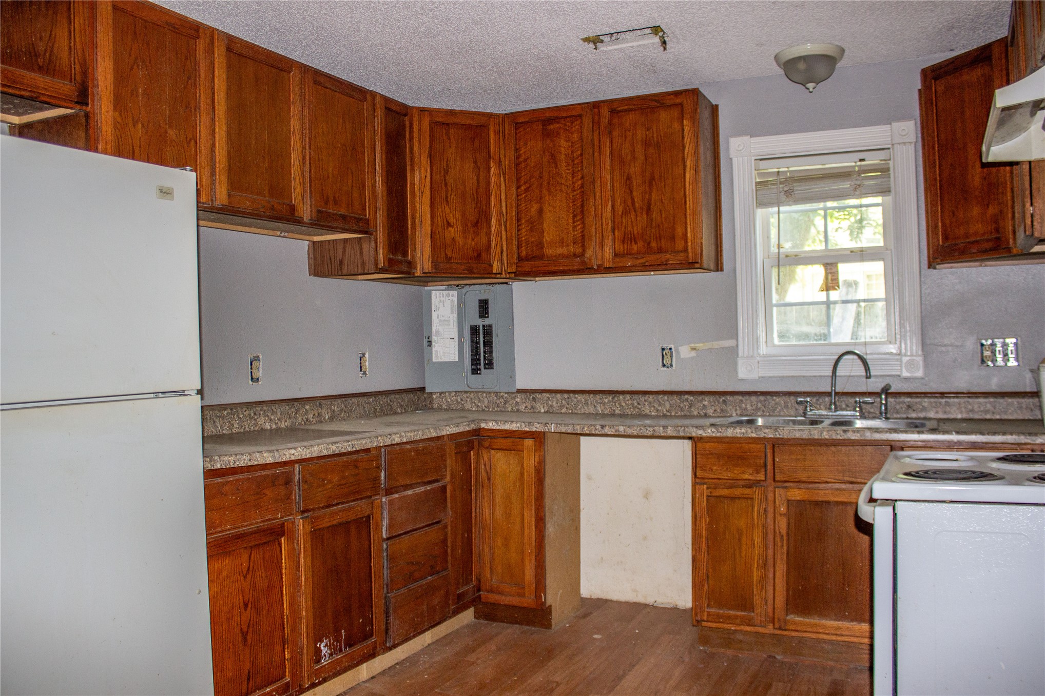 404 E Laurel Street Hugo OK 74743