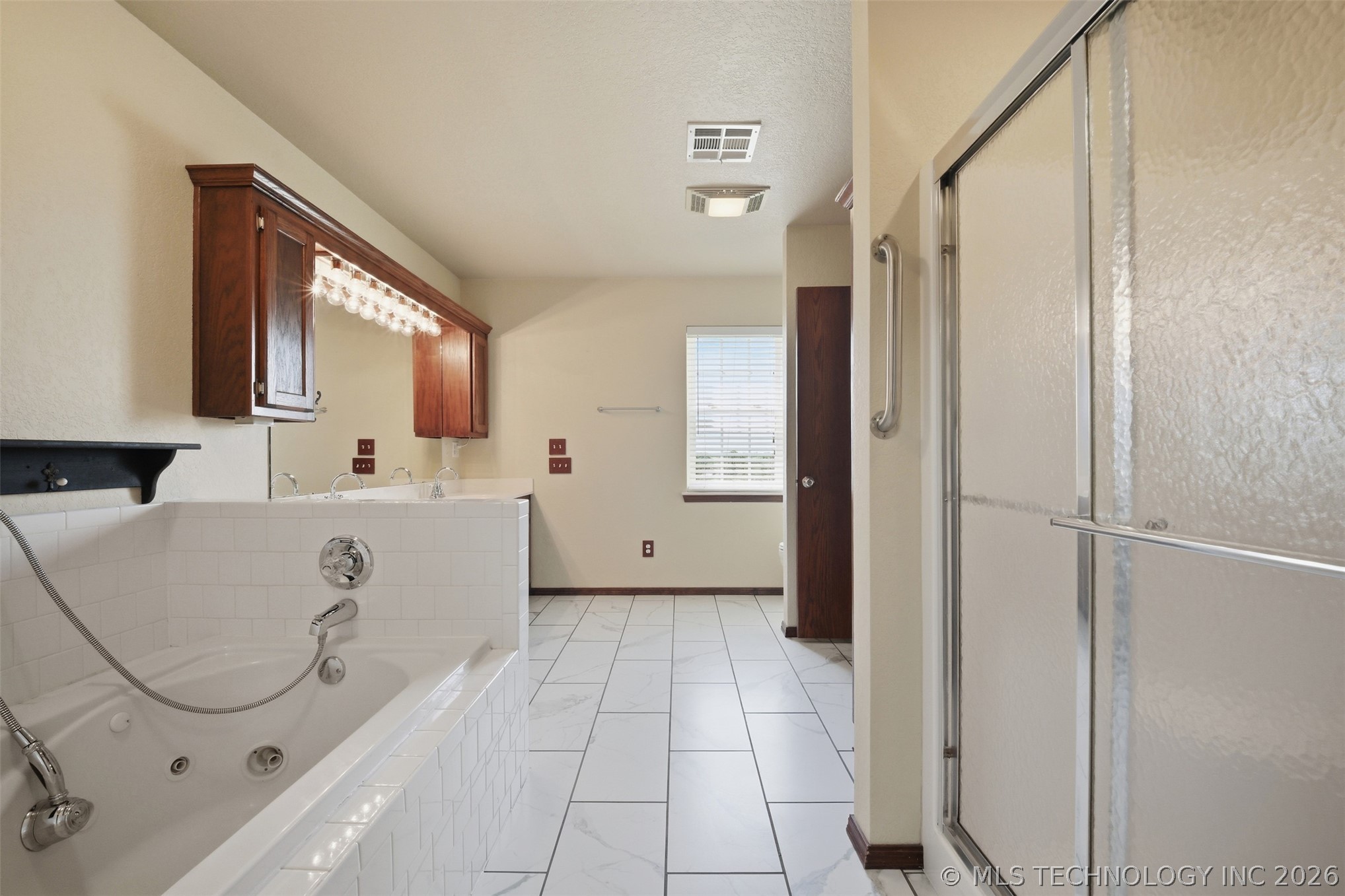 713 Pinewood Trail Drive Ardmore OK 73401