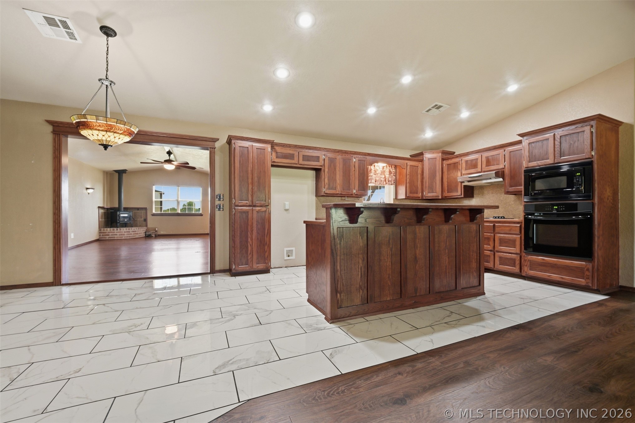 713 Pinewood Trail Drive Ardmore OK 73401