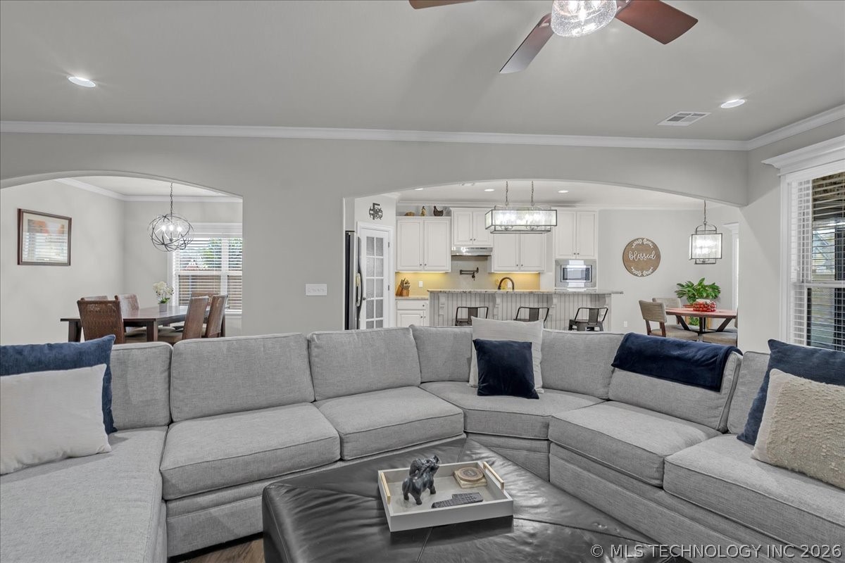 14484 S Lakewood Avenue Bixby OK 74008