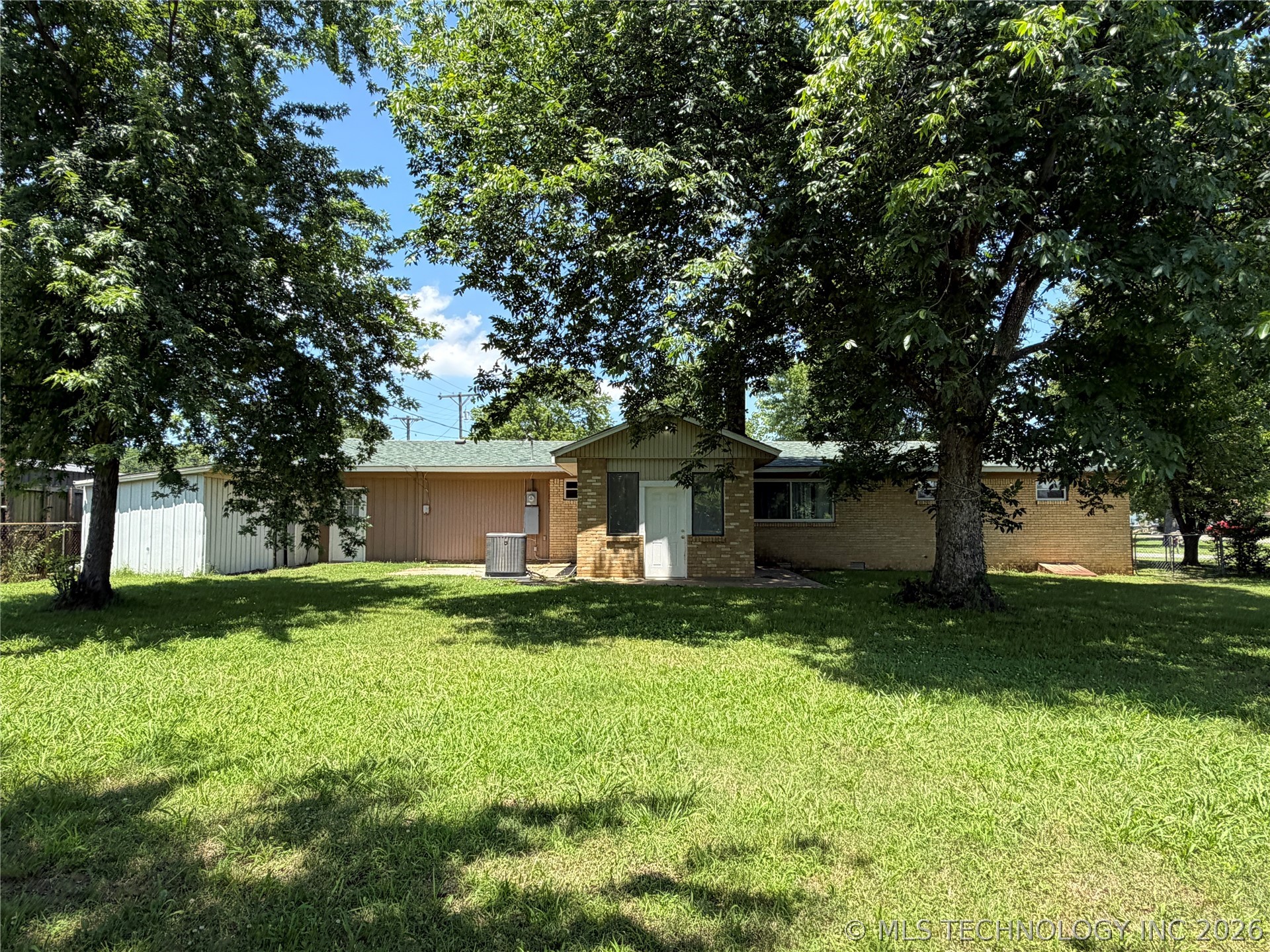 704 W Blair Wilburton OK 74578