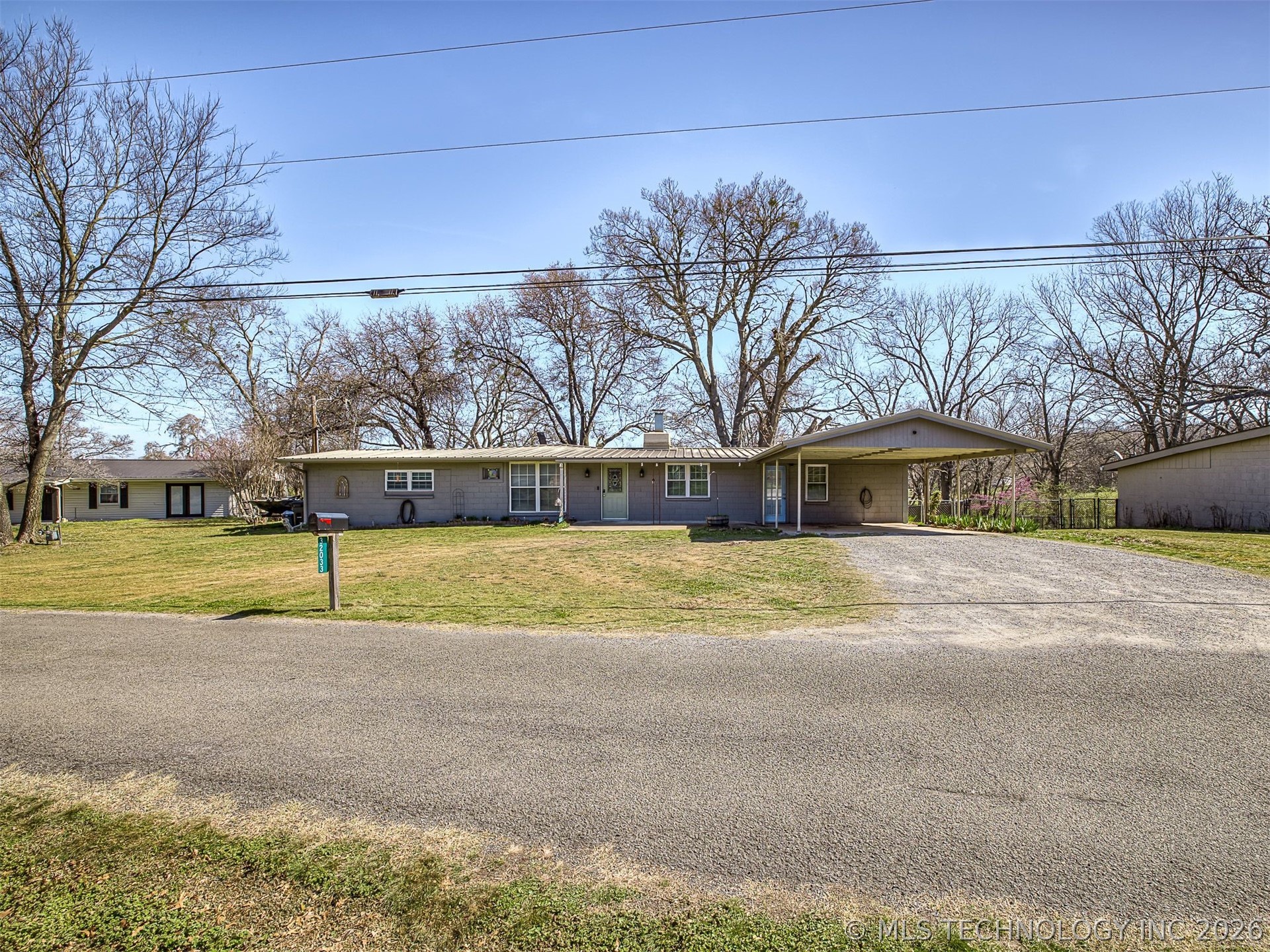 32033 E 695 Way Wagoner OK 74467