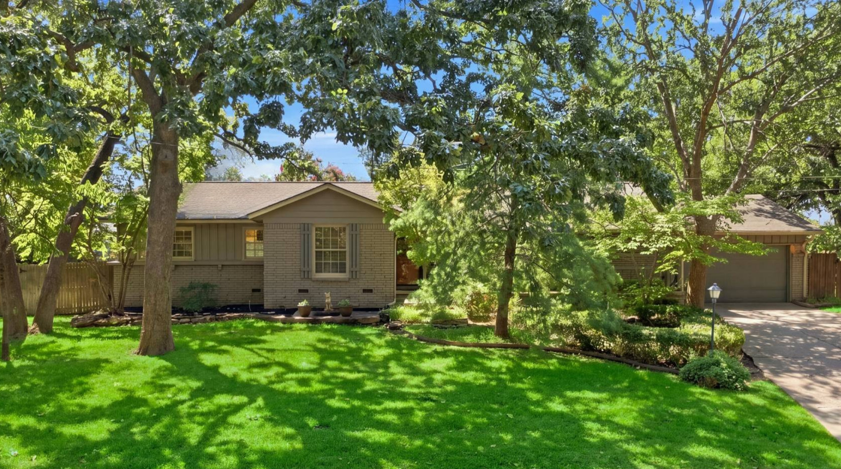 3844 E 54th Street S Tulsa OK 74135