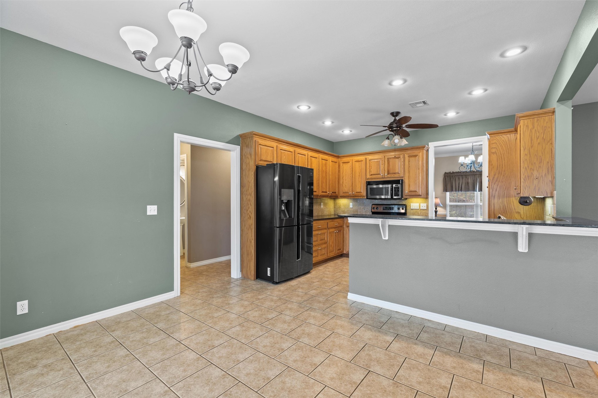 1923 Rolling Hills Drive Bartlesville OK 74006