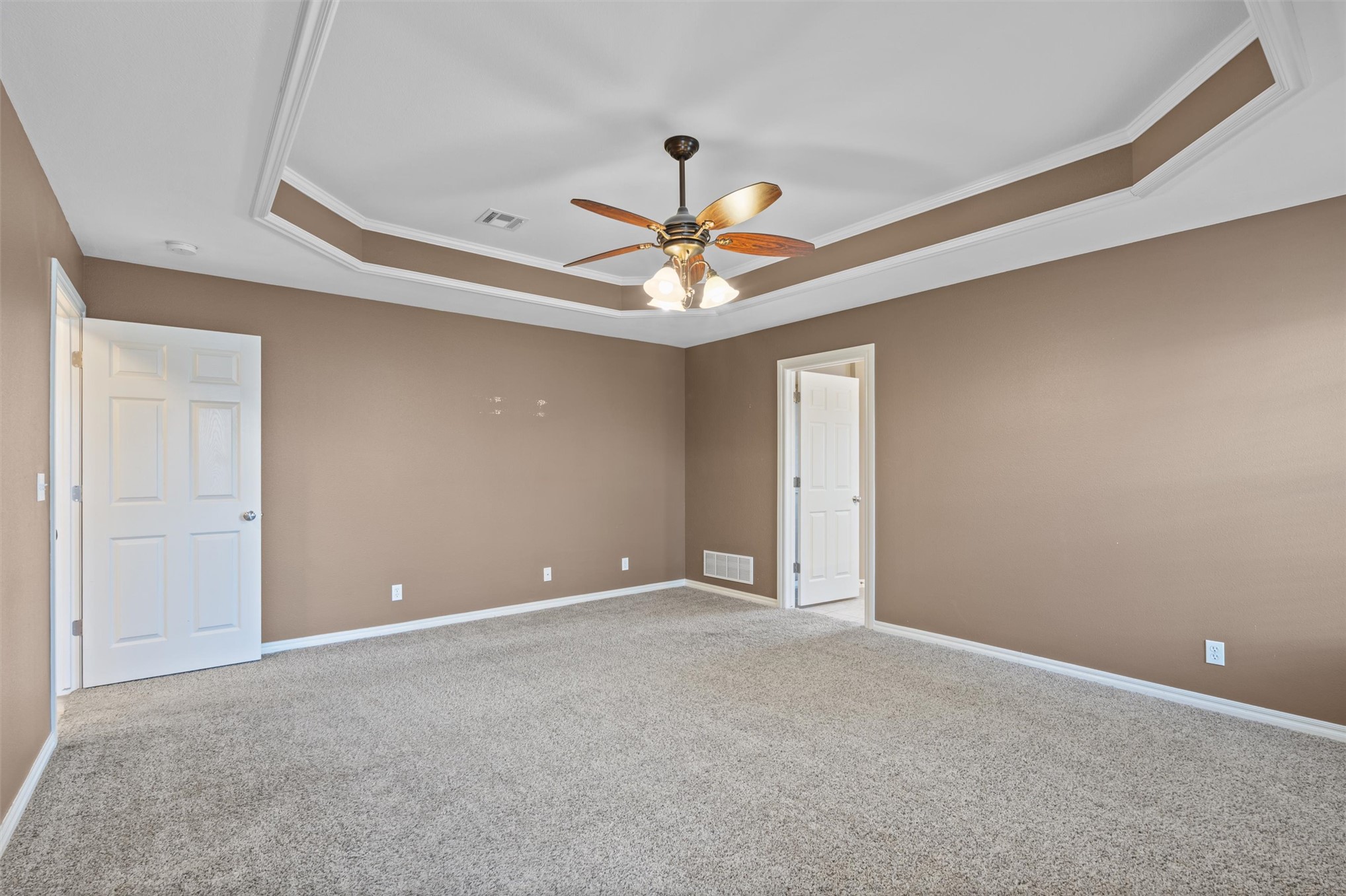 1923 Rolling Hills Drive Bartlesville OK 74006