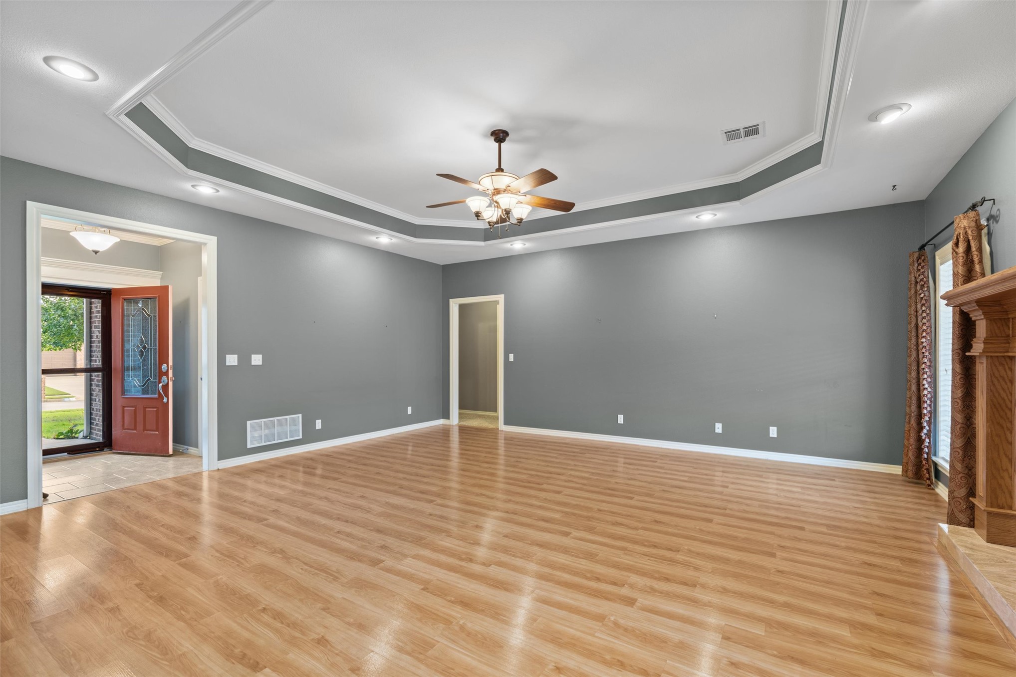 1923 Rolling Hills Drive Bartlesville OK 74006