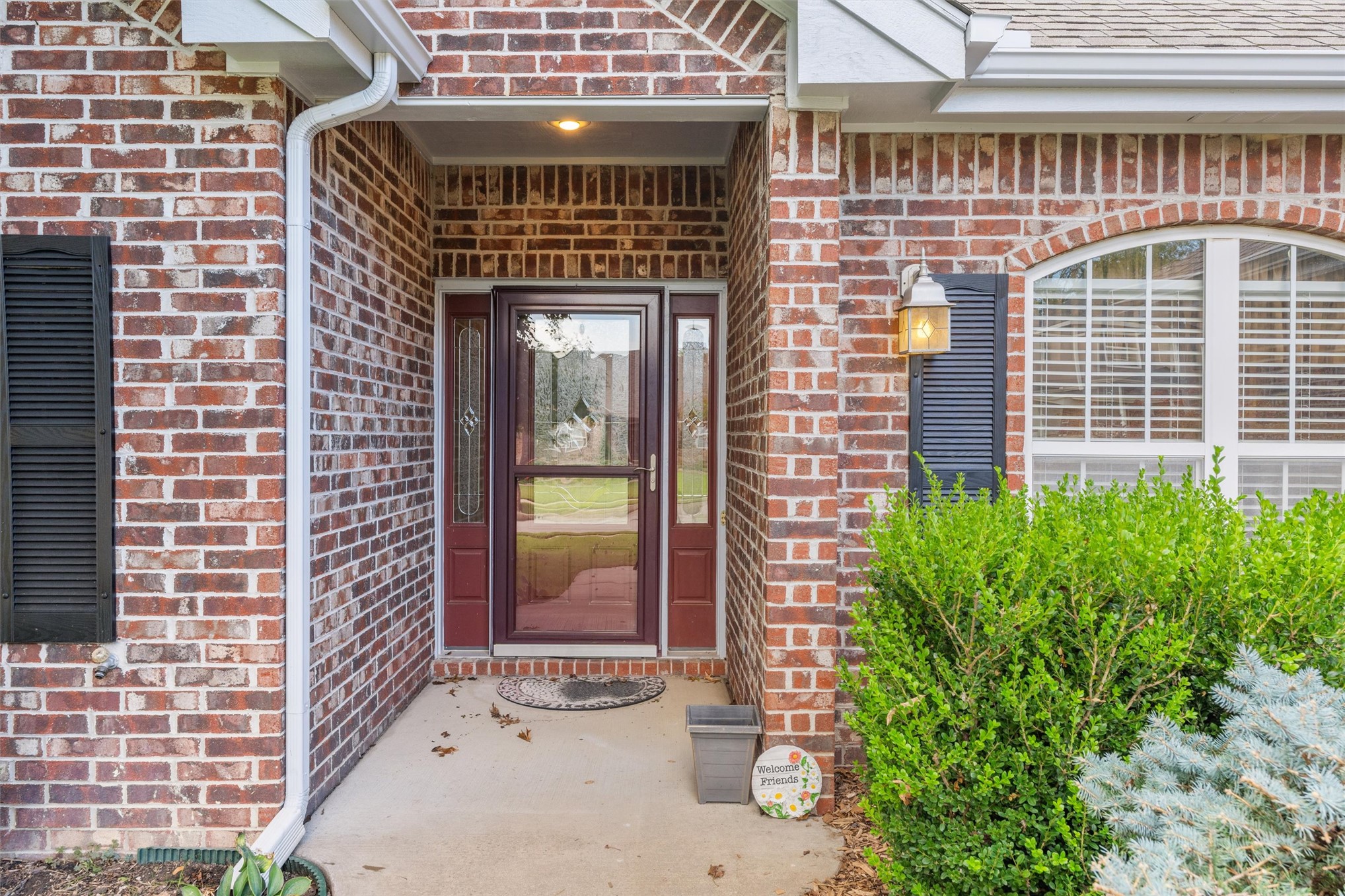1923 Rolling Hills Drive Bartlesville OK 74006