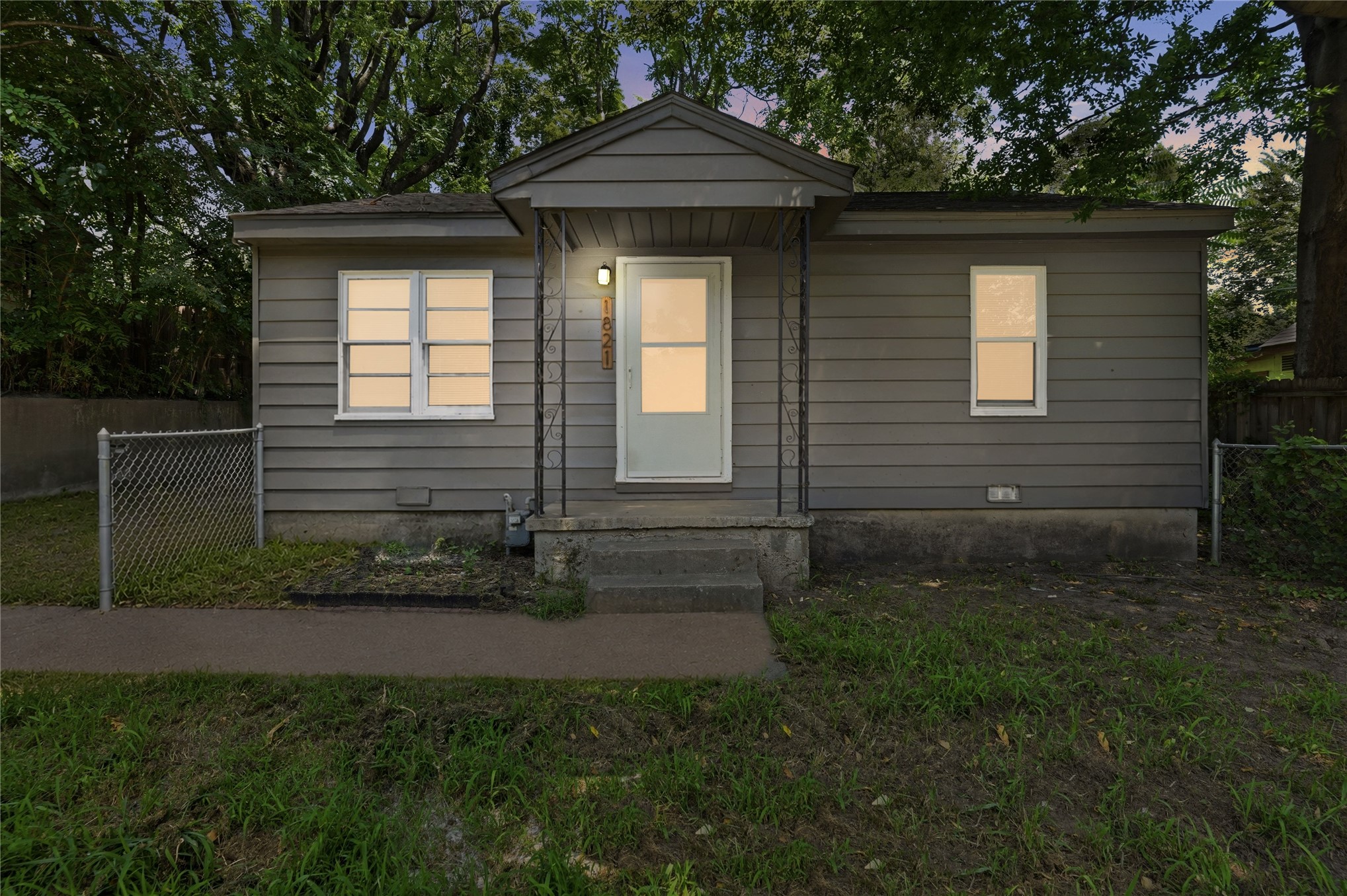 1821 W Archer Street Tulsa OK 74127
