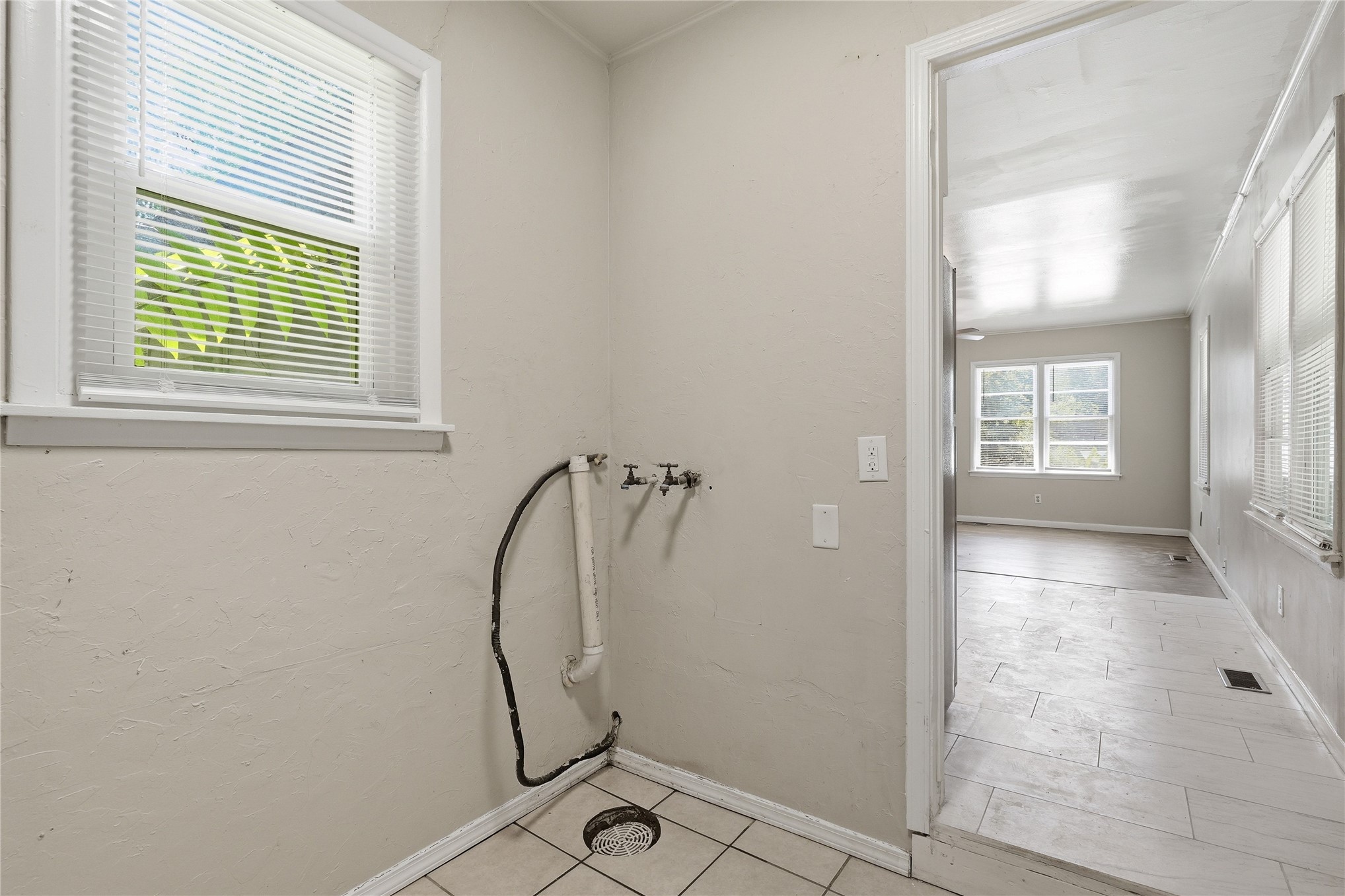 1821 W Archer Street Tulsa OK 74127