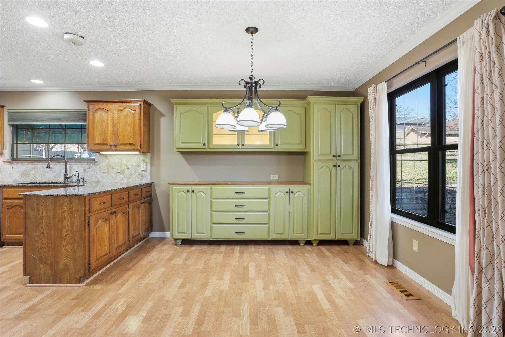 1711 Valley Road Sapulpa OK 74066
