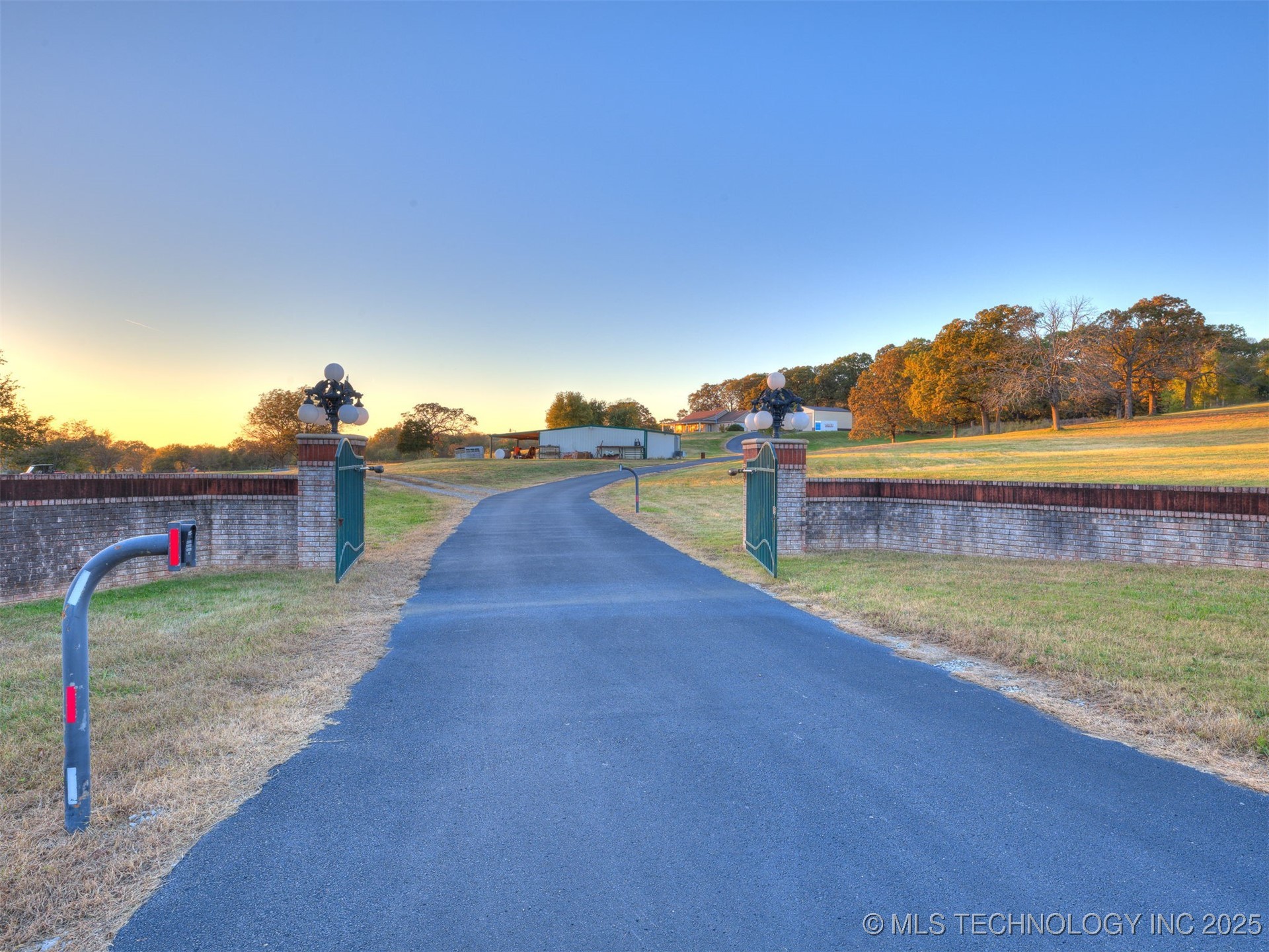 14800 S 4220 Road Claremore OK 74017