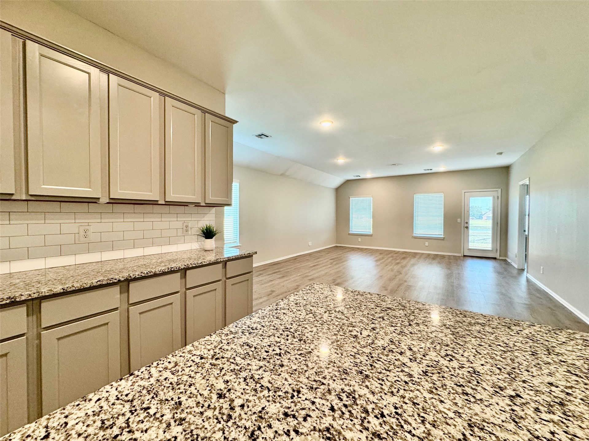 28300 E 111th Place S Coweta OK 74429