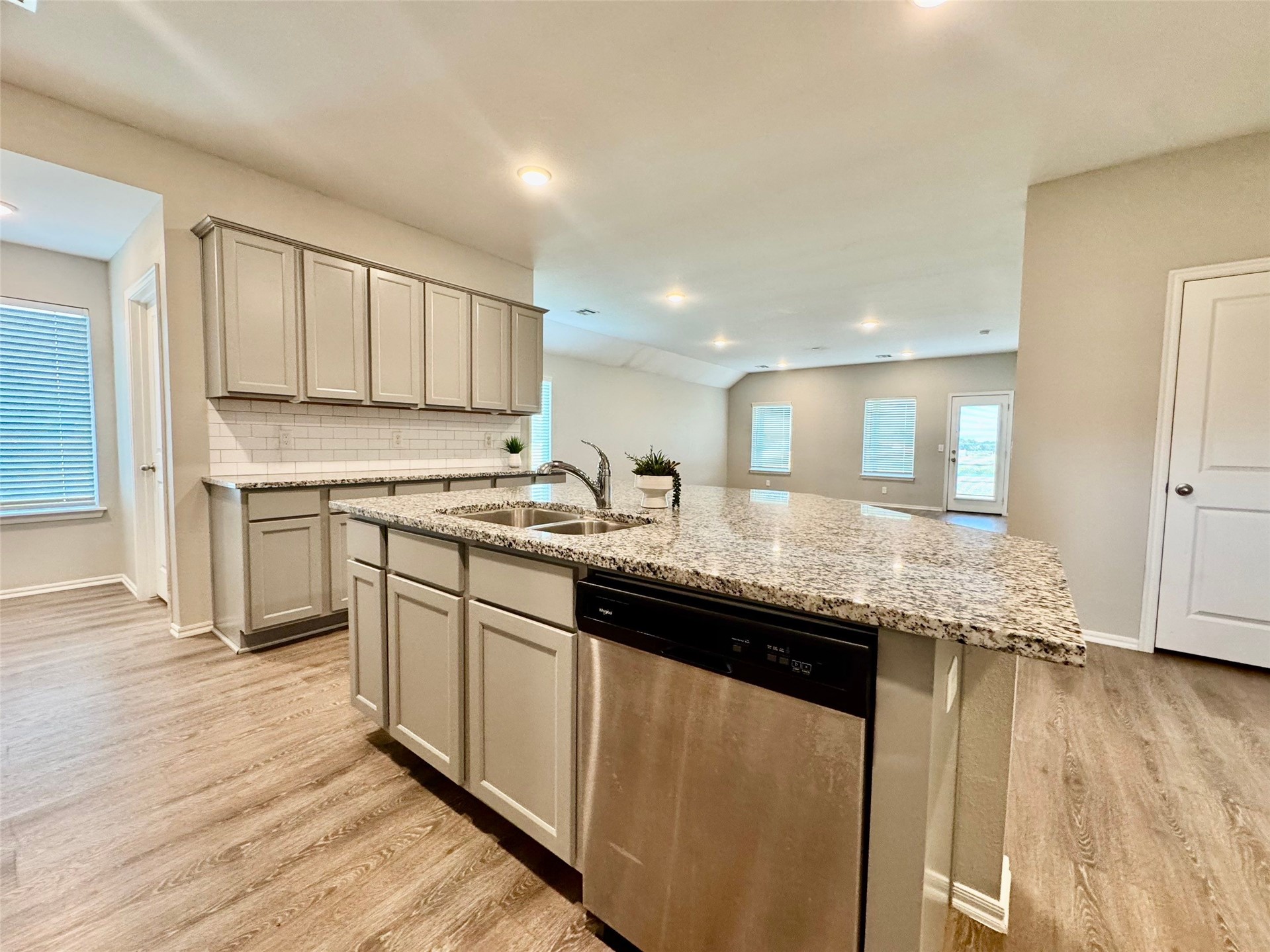 28300 E 111th Place S Coweta OK 74429
