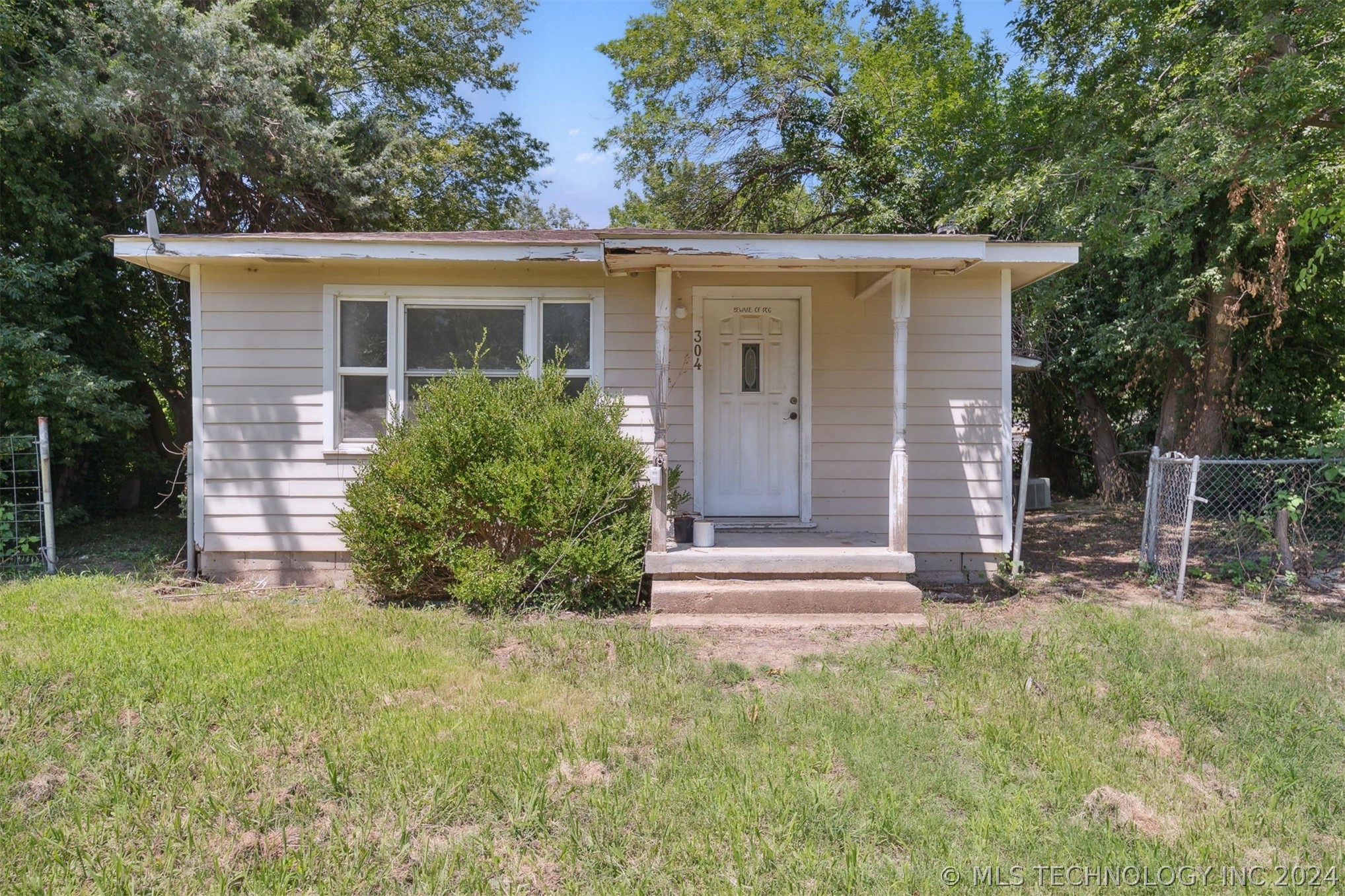 304 NE 1st Street Adair OK 74330