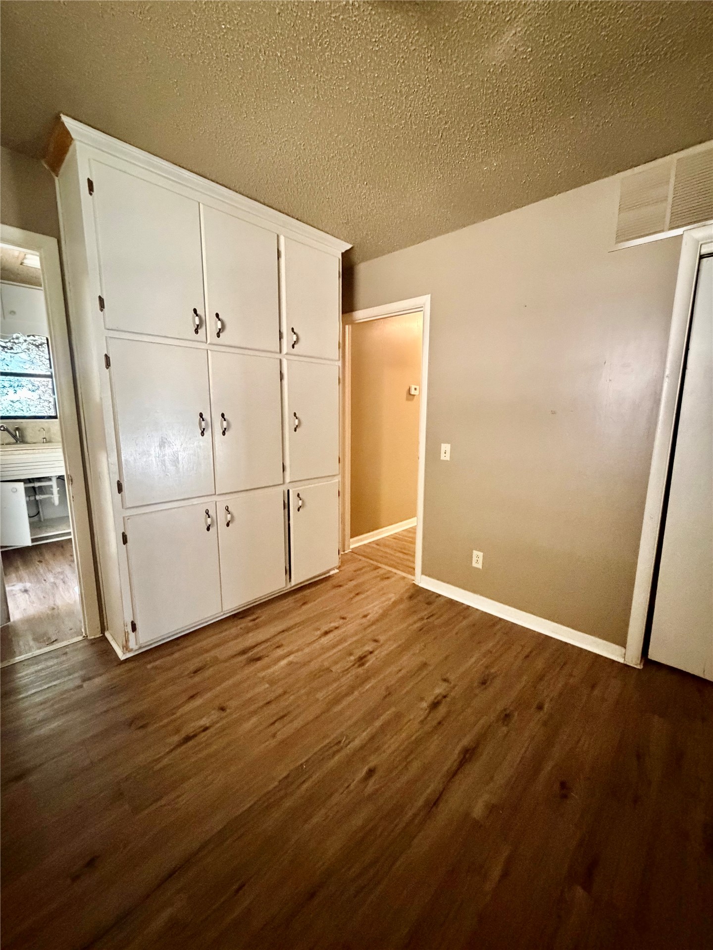 404 S Jules Avenue Cleveland OK 74020