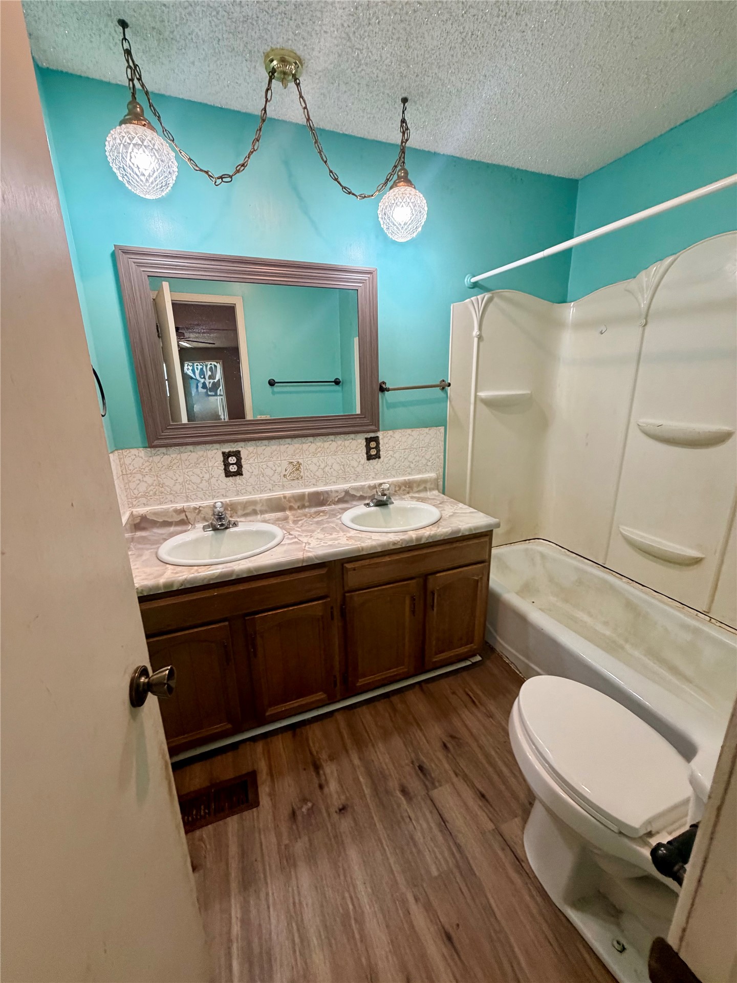 404 S Jules Avenue Cleveland OK 74020