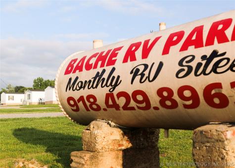 7608 E Highway 270 Haileyville OK 74501