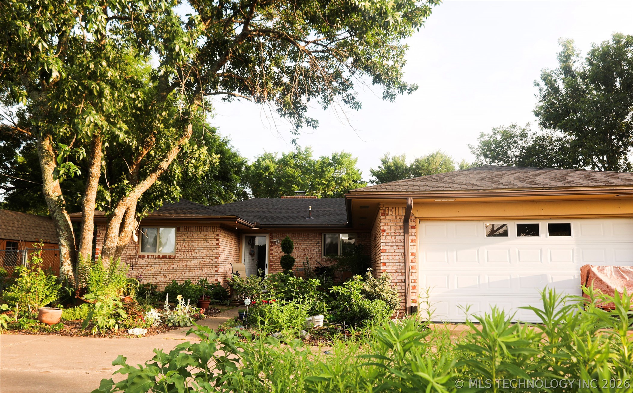 7608 E Highway 270 Haileyville OK 74501