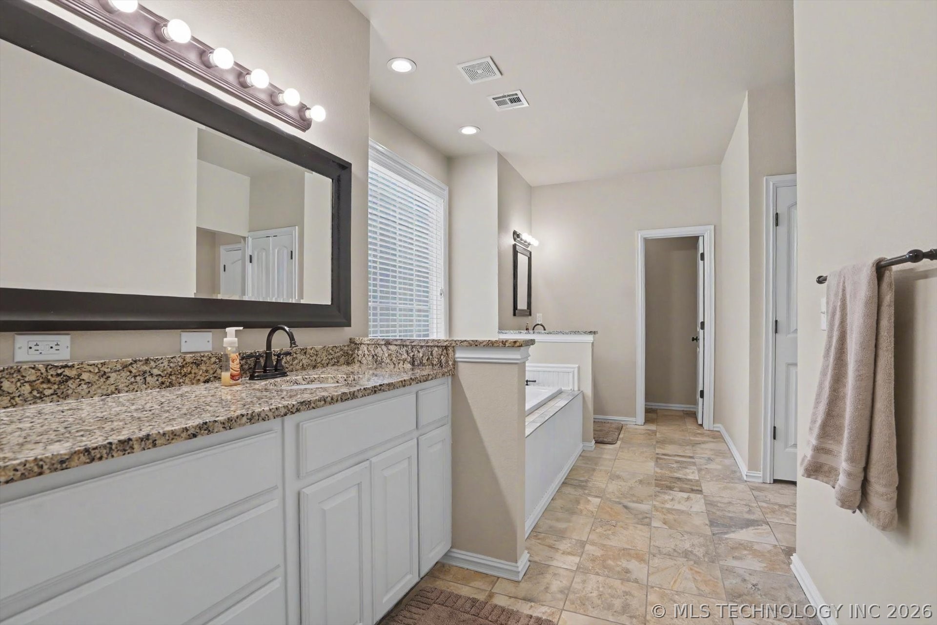 3050 S 289th Eastavenue Broken Arrow OK 74014
