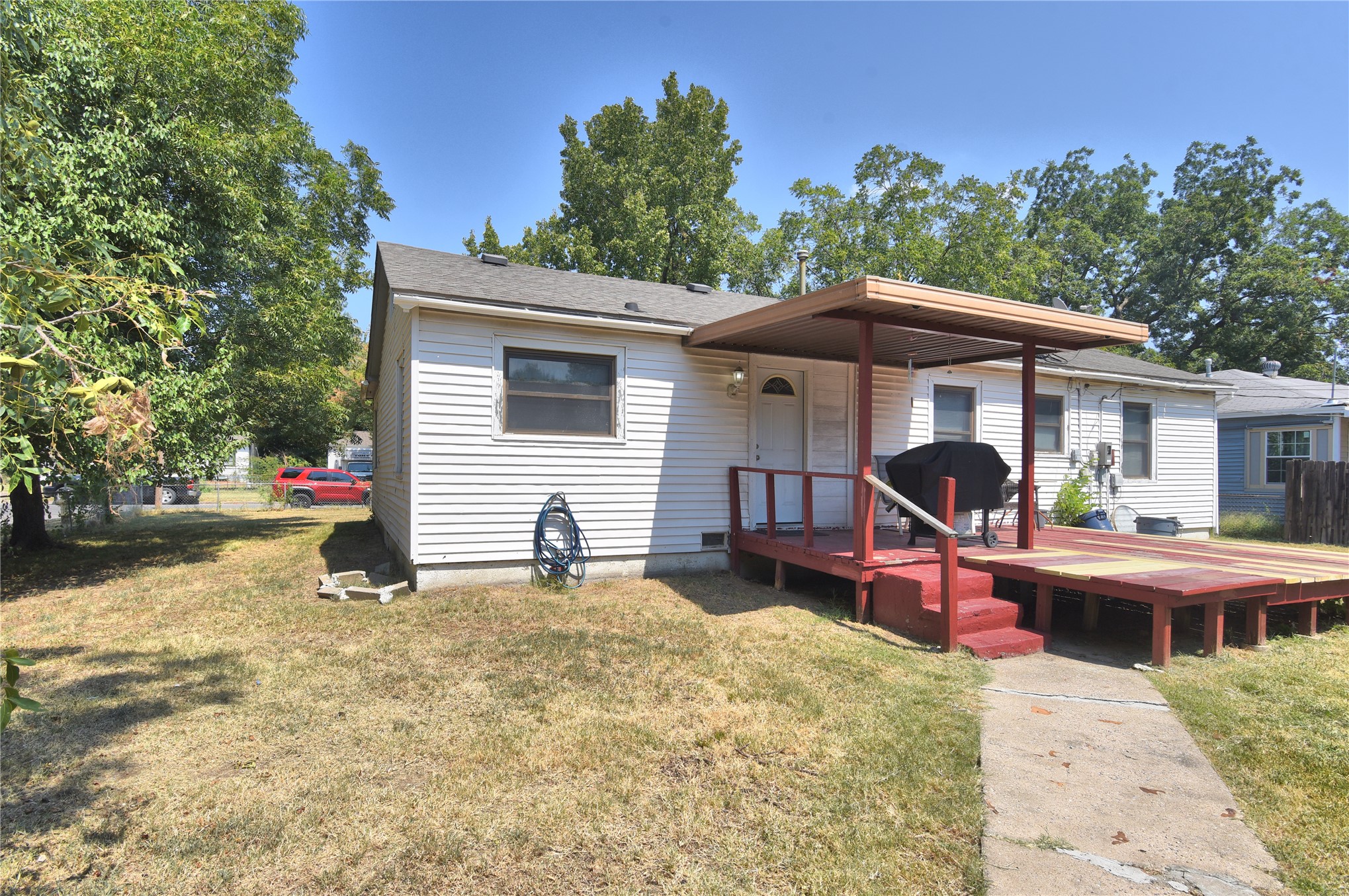 5906 E King Street Tulsa OK 74115