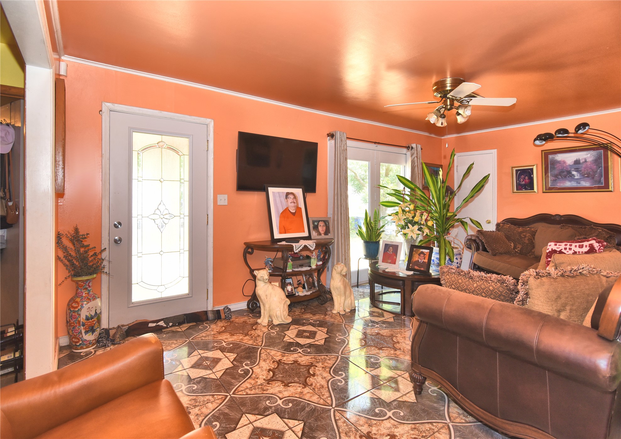 5906 E King Street Tulsa OK 74115