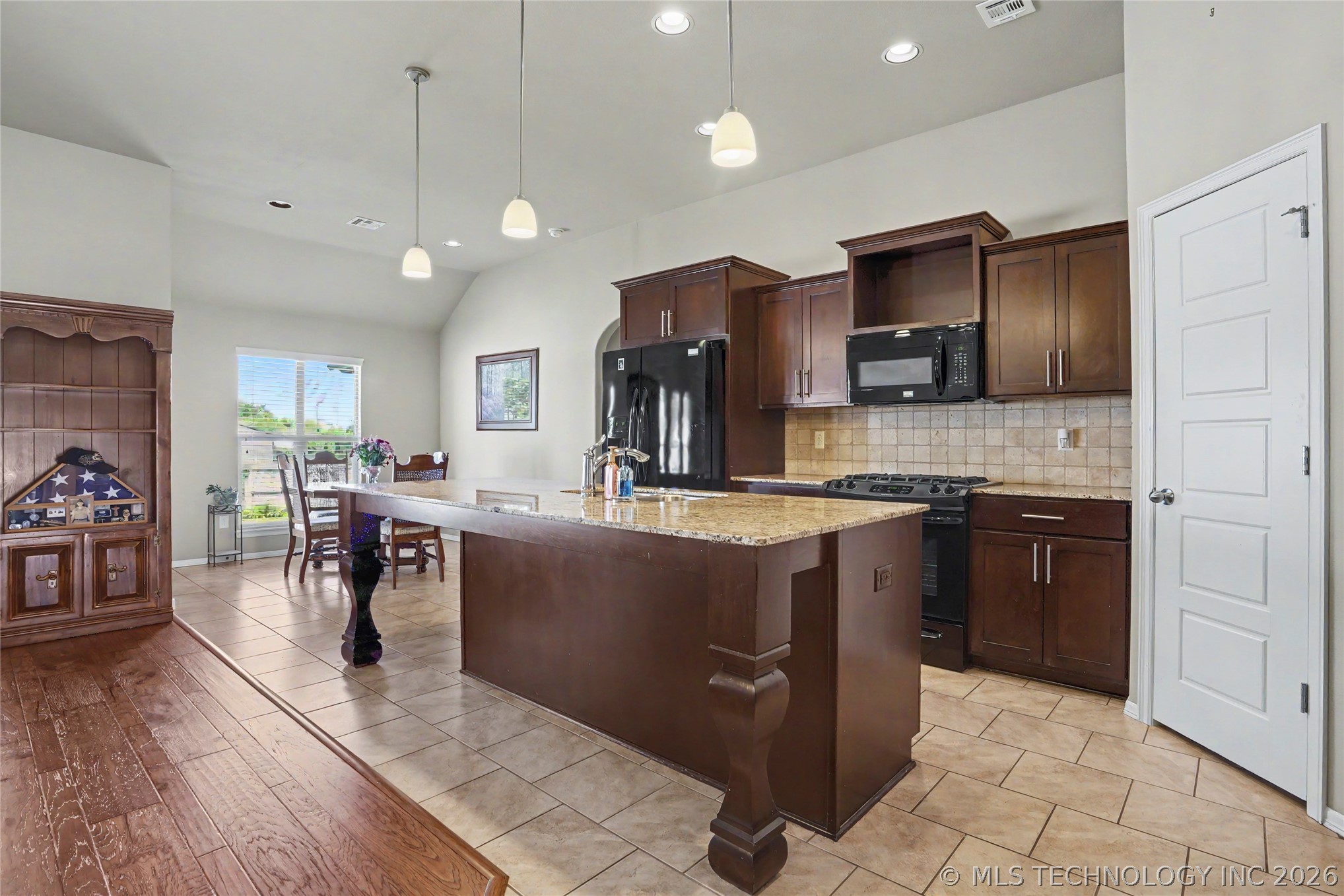 17527 E 43rd Street Tulsa OK 74134