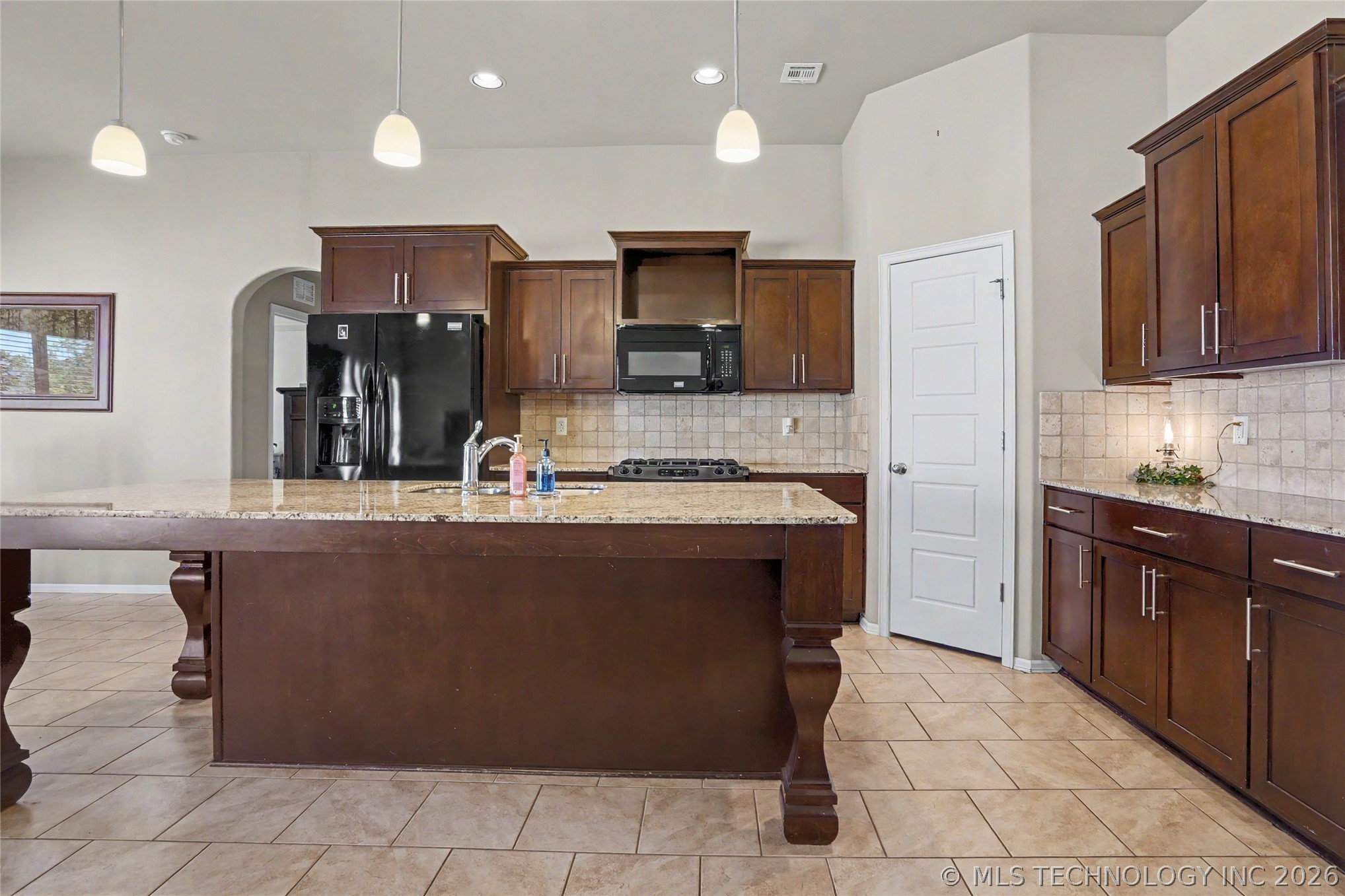 17527 E 43rd Street Tulsa OK 74134