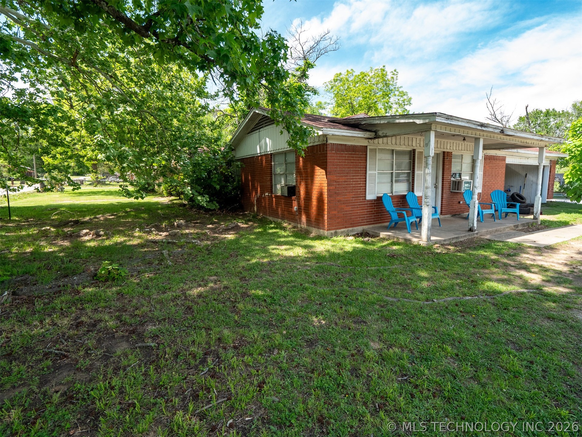 101 SW Hayes Idabel OK 74745