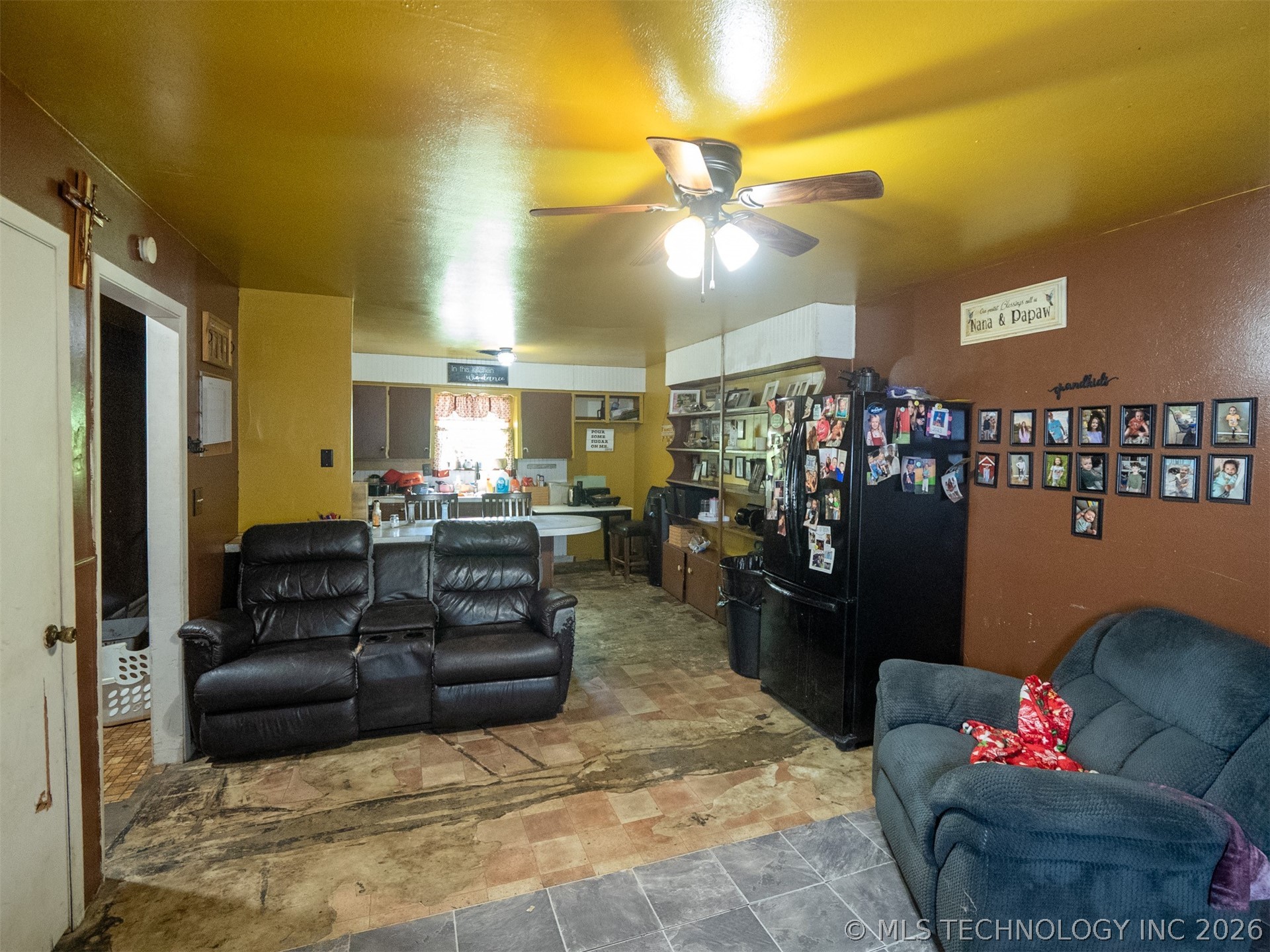 101 SW Hayes Idabel OK 74745