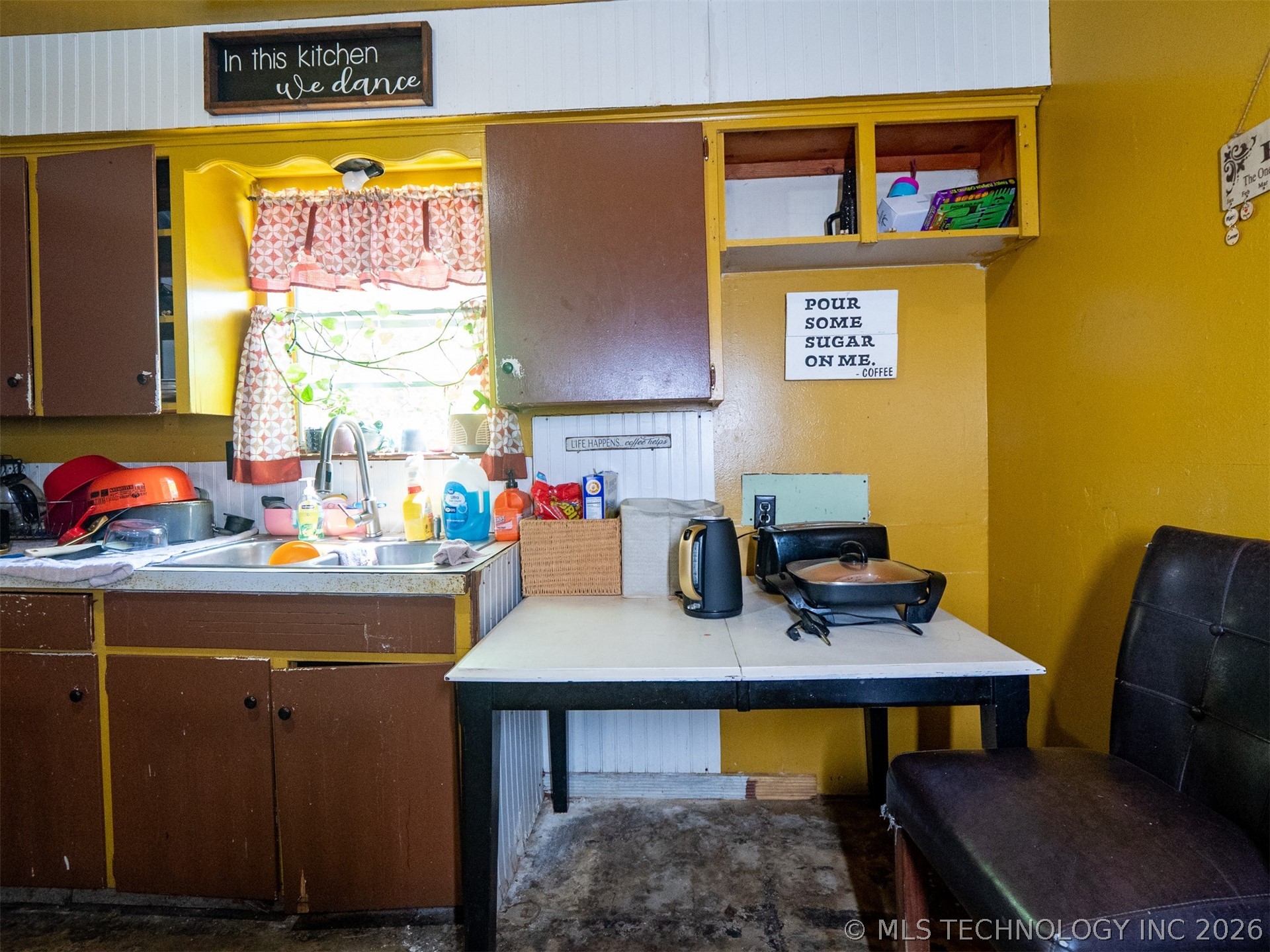 101 SW Hayes Idabel OK 74745