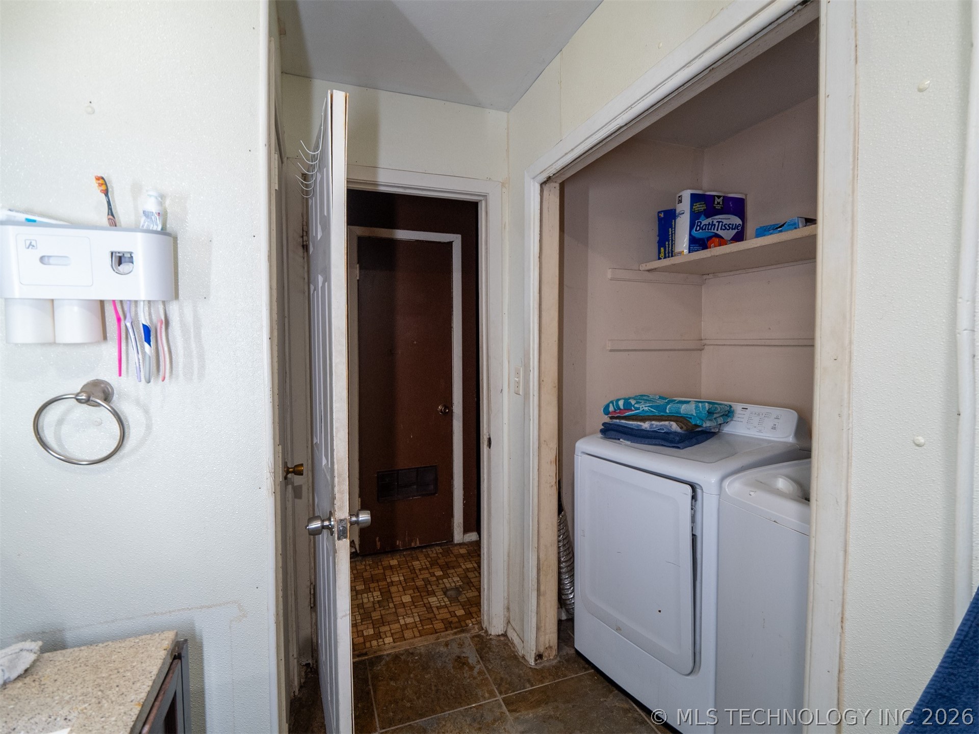 101 SW Hayes Idabel OK 74745