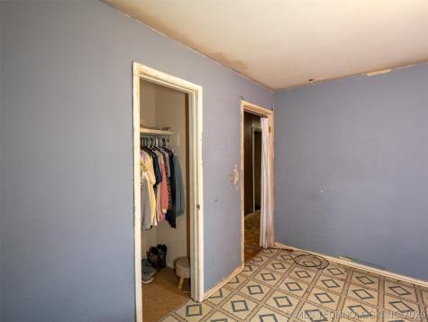 101 SW Hayes Idabel OK 74745
