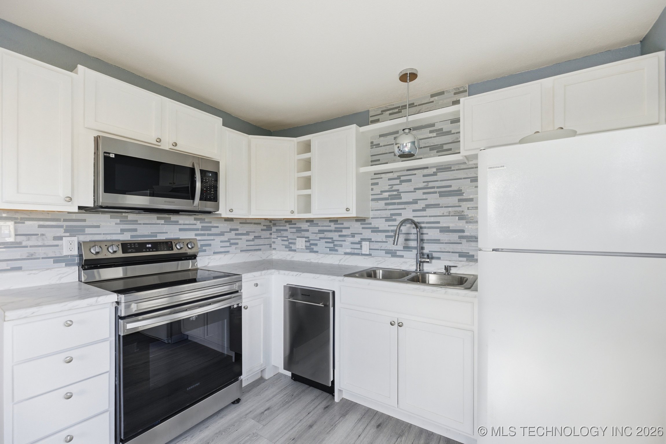 1001 S Chestnut Street Bristow OK 74010