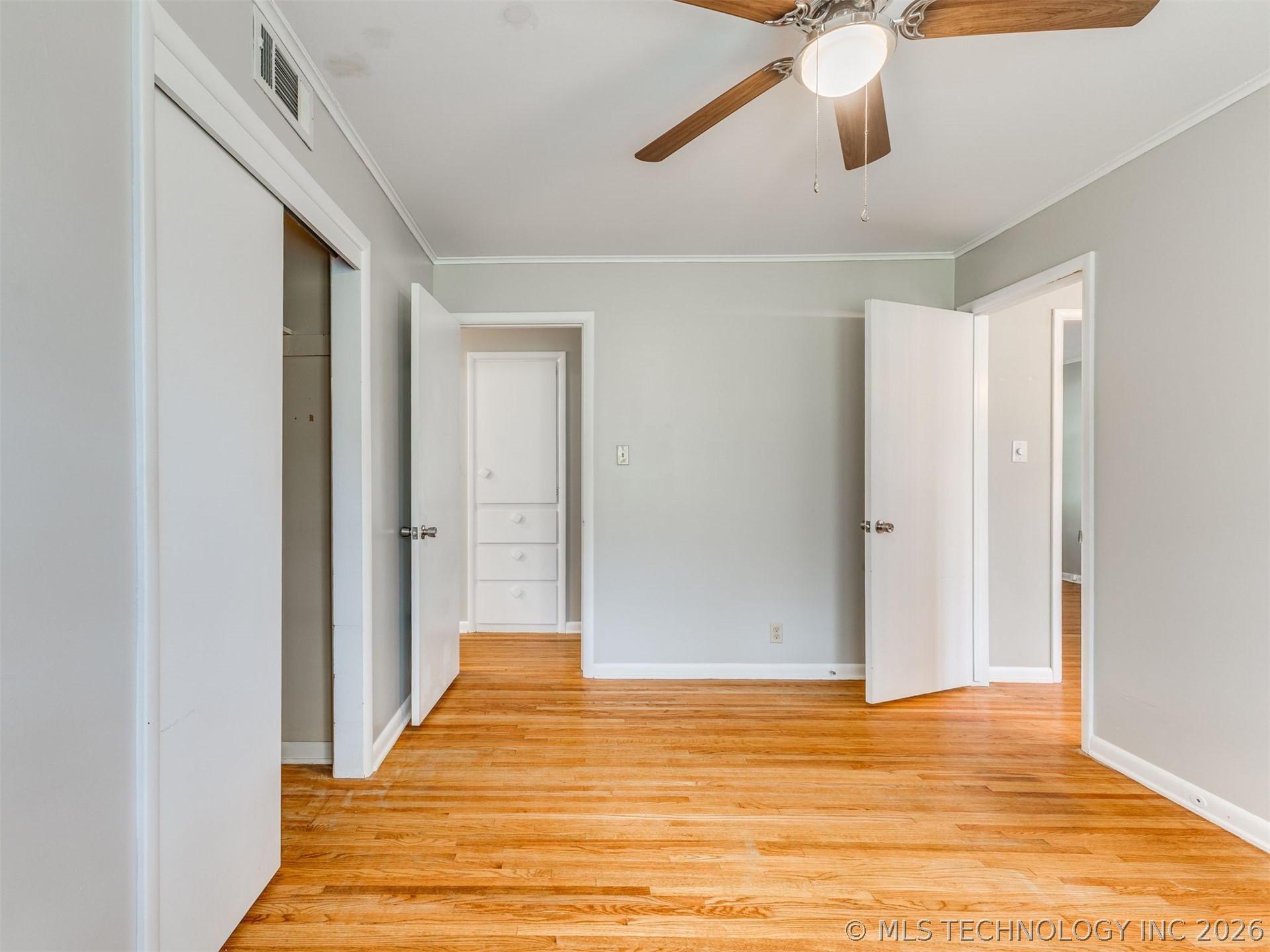 3921 E 37th Place Tulsa OK 74135