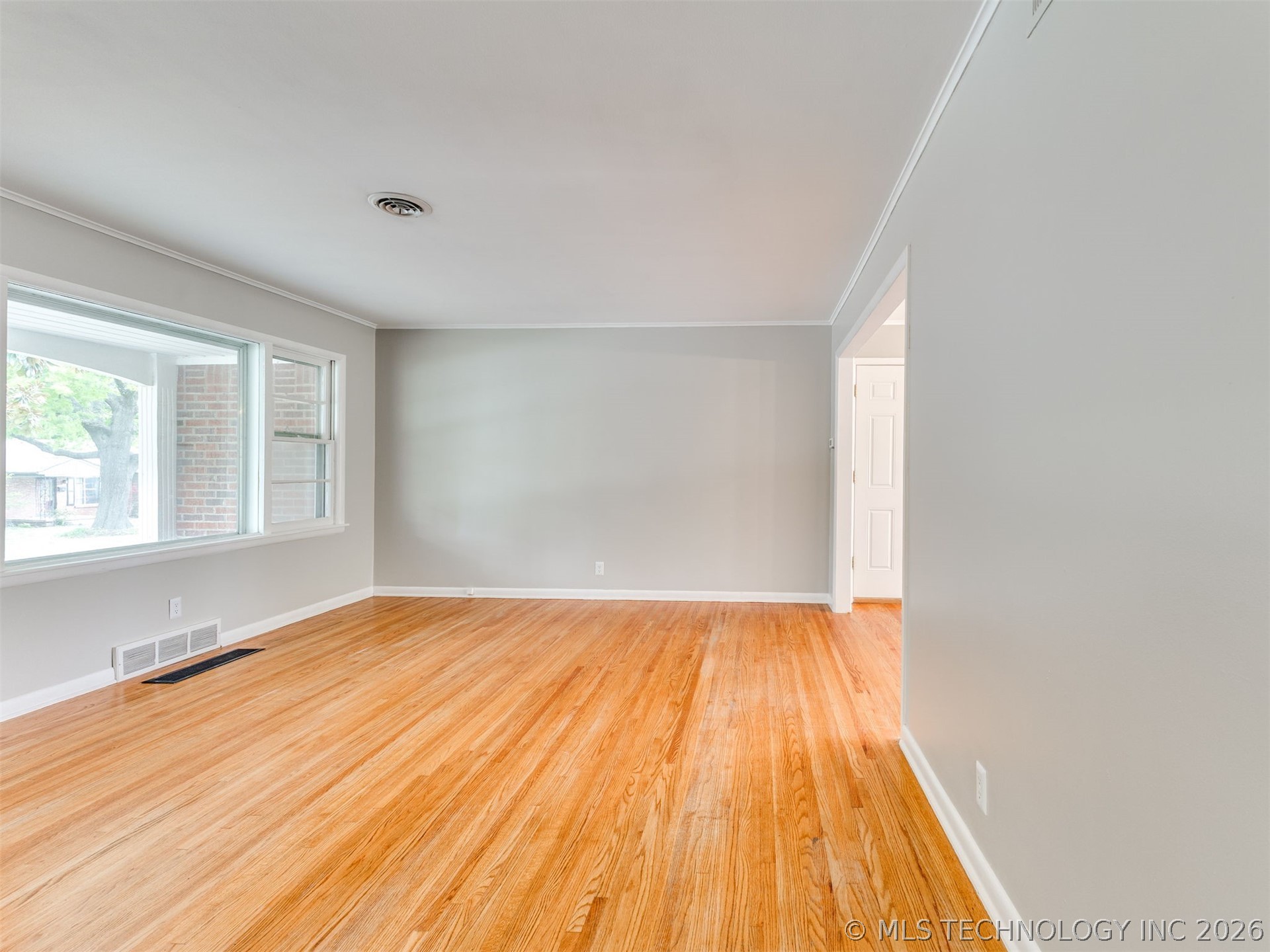 3921 E 37th Place Tulsa OK 74135