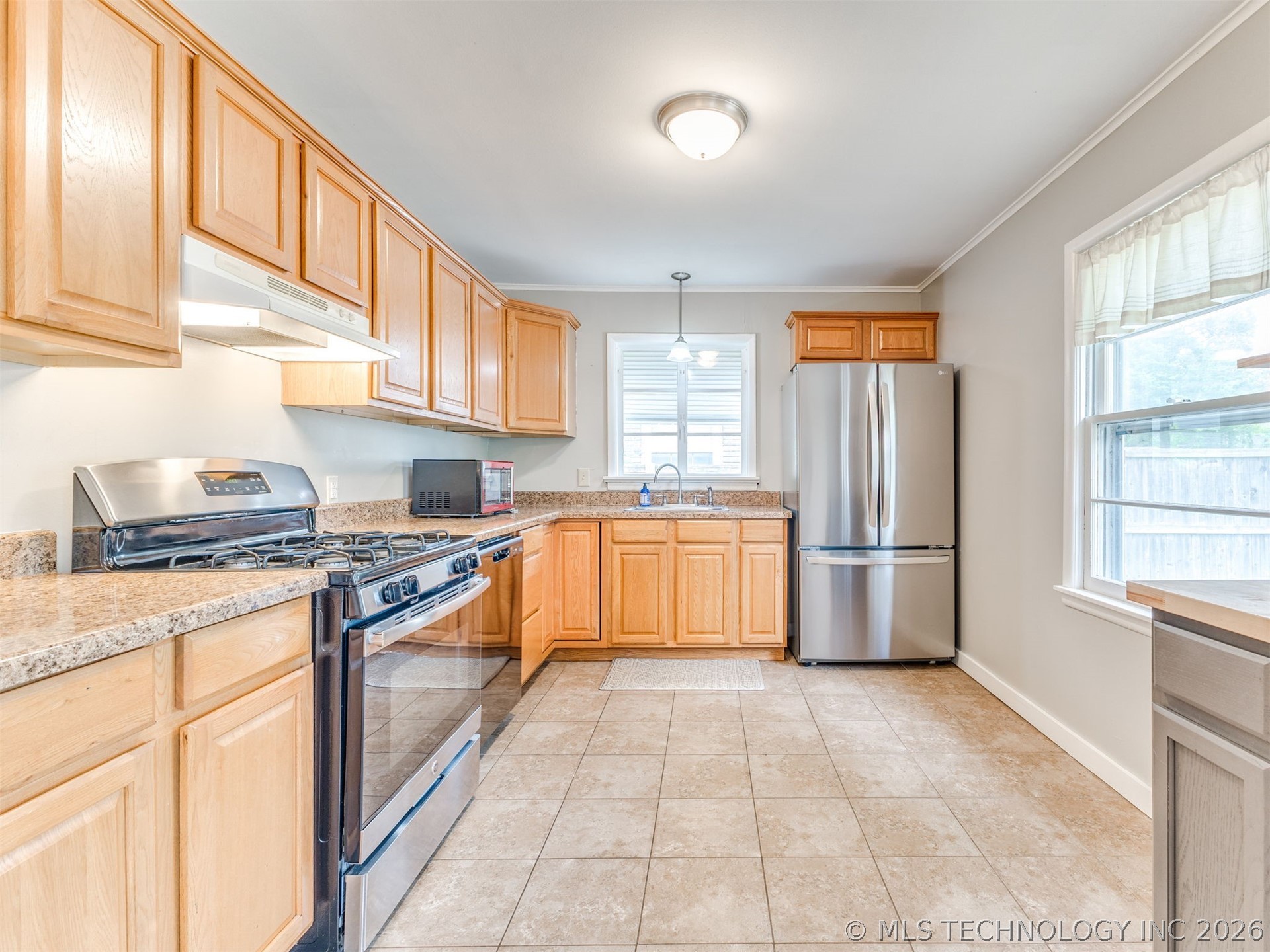 3921 E 37th Place Tulsa OK 74135