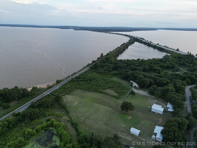 1 E Lakeview Drive Checotah OK 74426