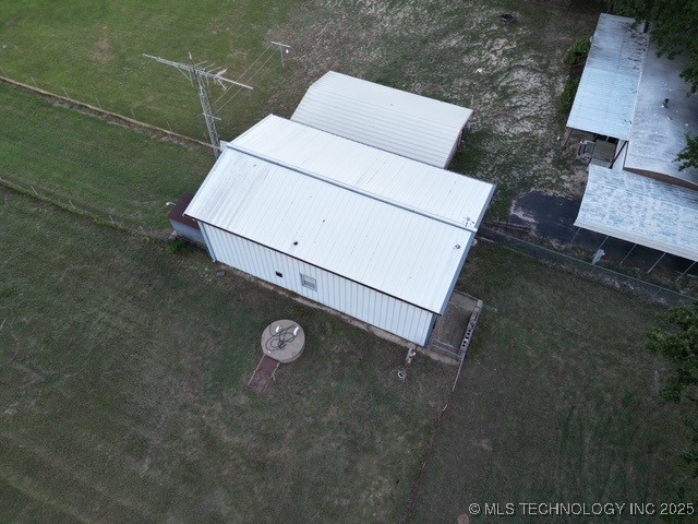 1 E Lakeview Drive Checotah OK 74426