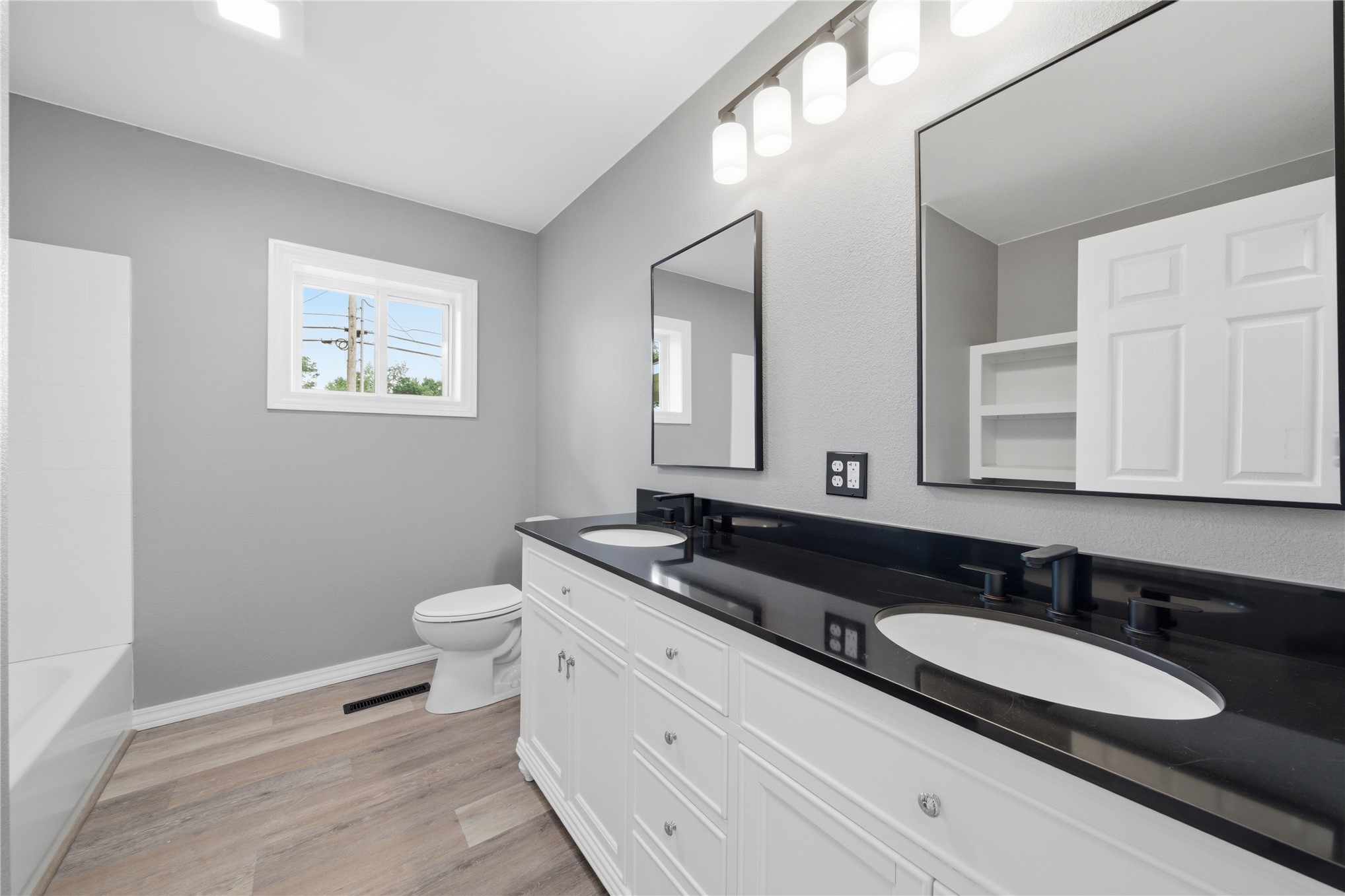 219 E Ozark Street Morris OK 74445