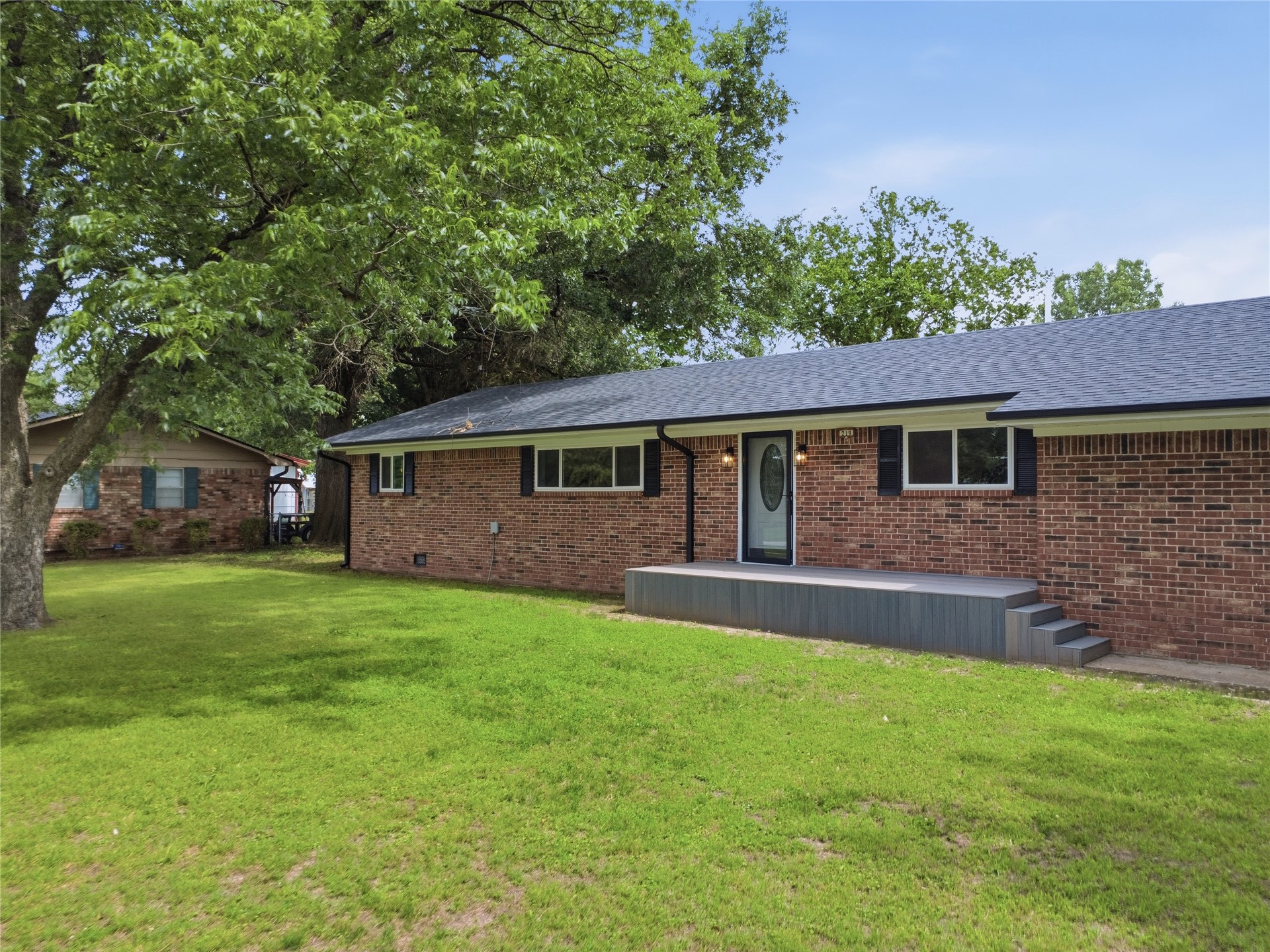 219 E Ozark Street Morris OK 74445