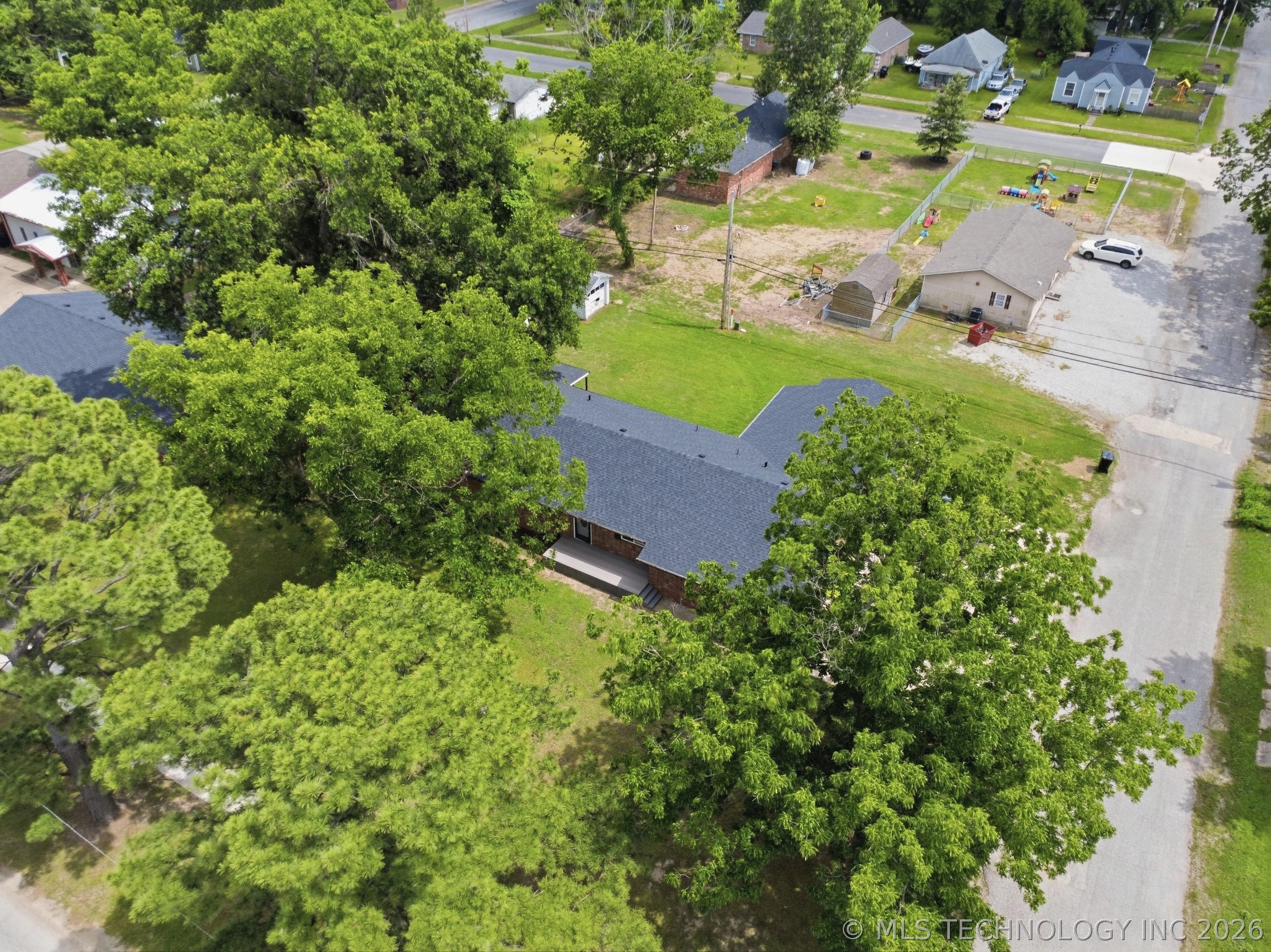 219 E Ozark Street Morris OK 74445